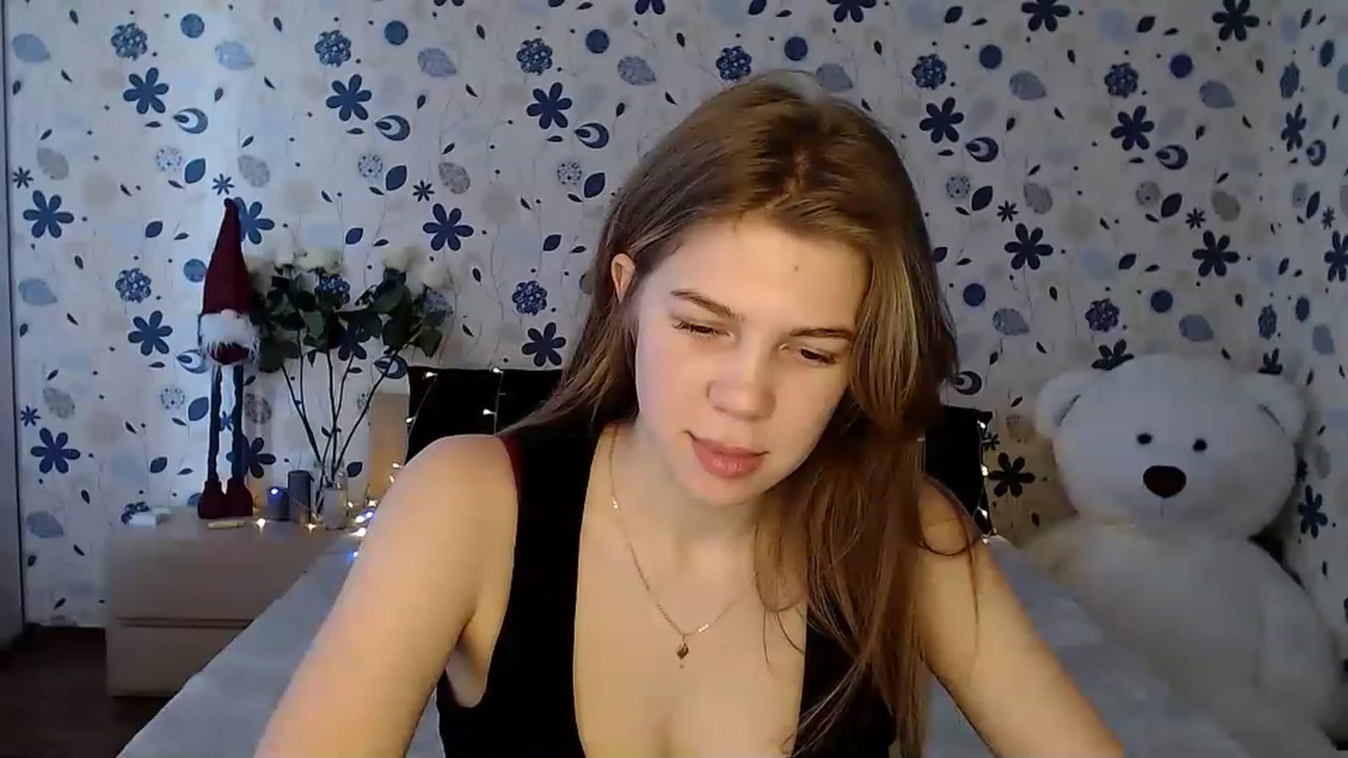 Gallery image thumbnail from Lina_69's myfreecams stream on, 02/12/2023, 13:11 image 19 of 20