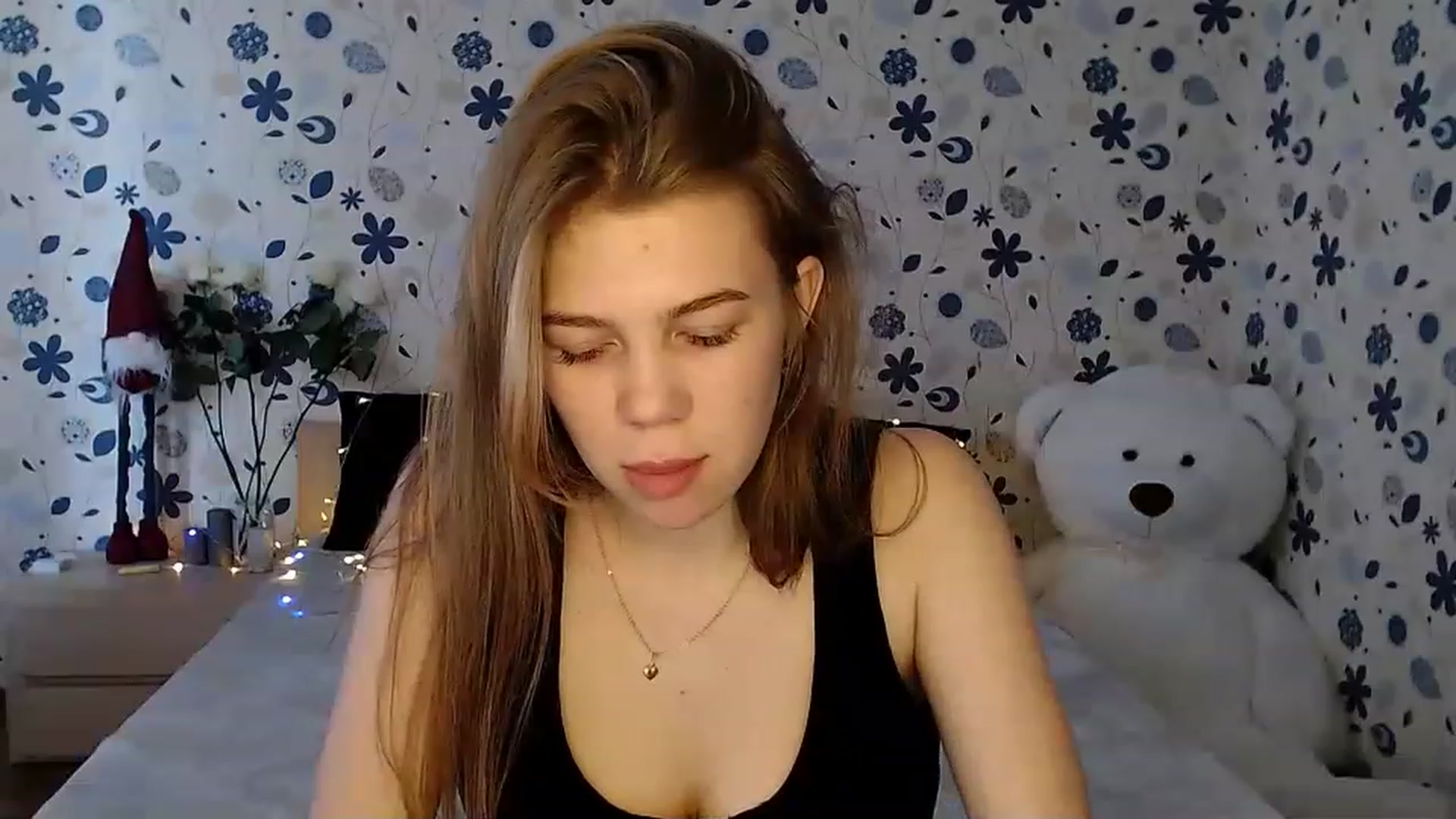 Gallery image thumbnail from Lina_69's myfreecams stream on, 02/12/2023, 13:11 image 4 of 20