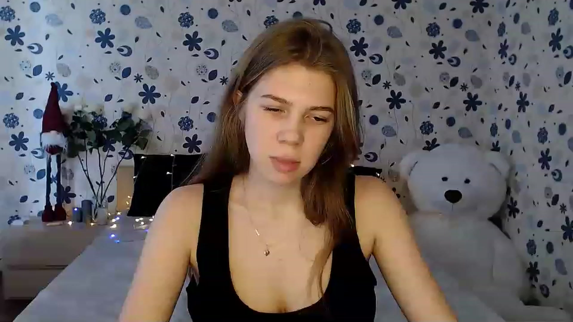 Gallery image thumbnail from Lina_69's myfreecams stream on, 02/12/2023, 13:11 image 3 of 20