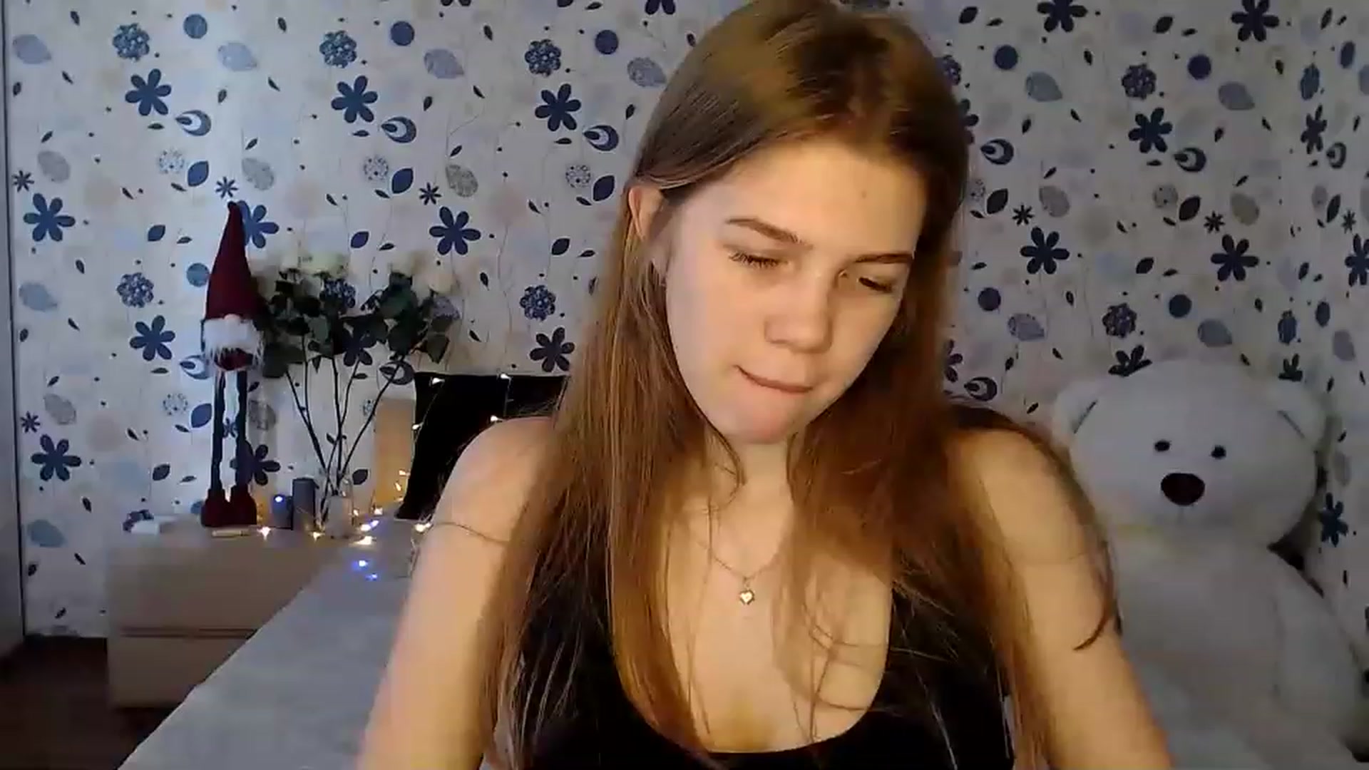 Gallery image thumbnail from Lina_69's myfreecams stream on, 02/12/2023, 13:11 image 16 of 20