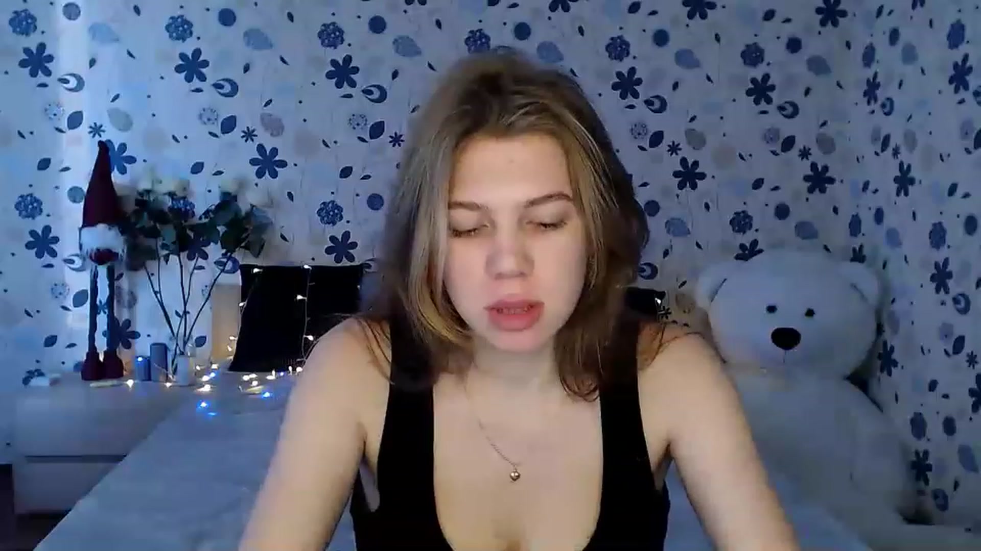 Gallery image thumbnail from Lina_69's myfreecams stream on, 02/12/2023, 14:55 image 12 of 20