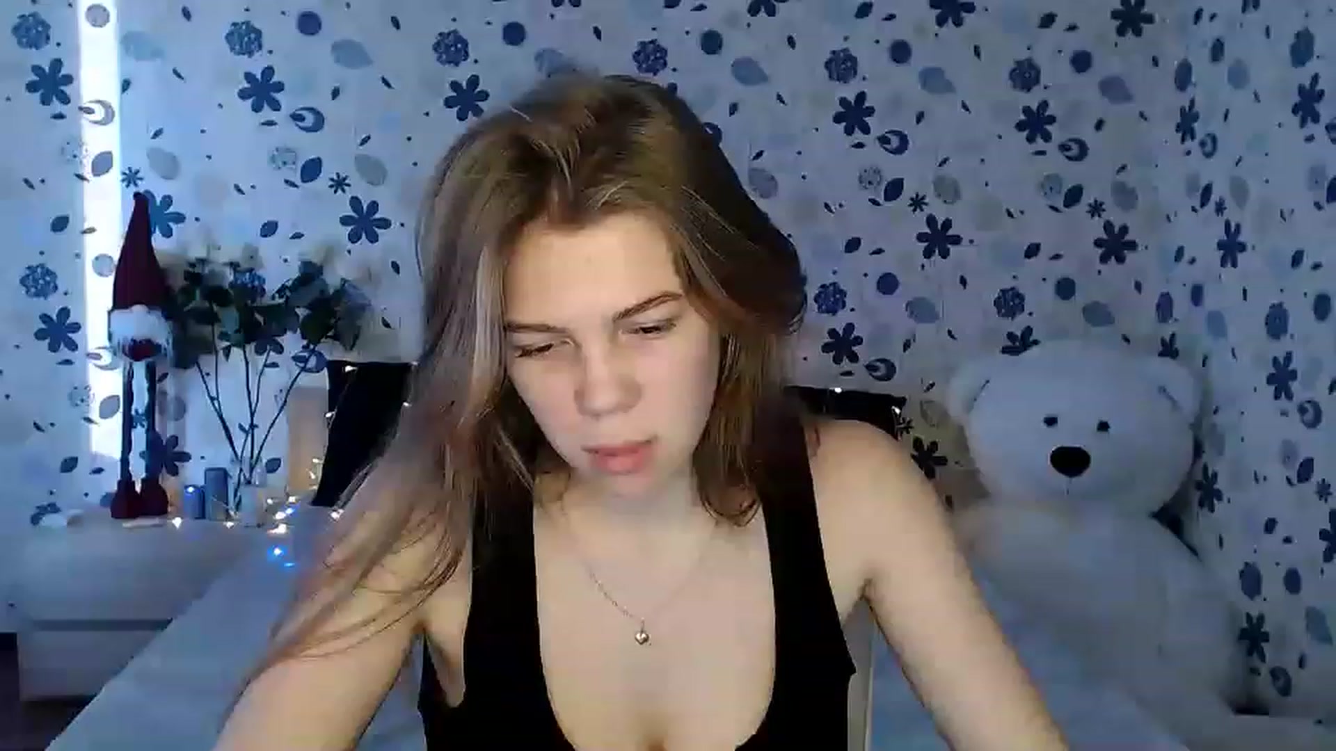 Gallery image thumbnail from Lina_69's myfreecams stream on, 02/12/2023, 14:55 image 11 of 20