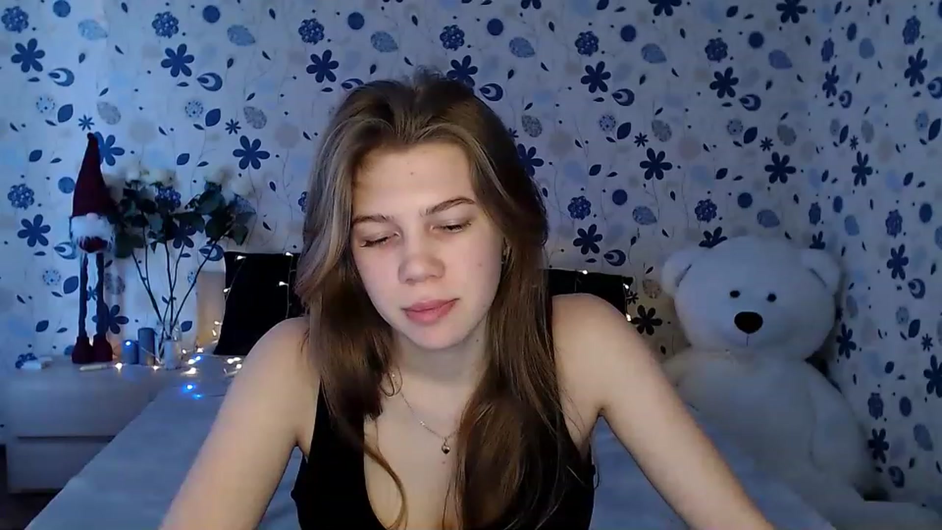 Gallery image thumbnail from Lina_69's myfreecams stream on, 02/12/2023, 14:55 image 14 of 20