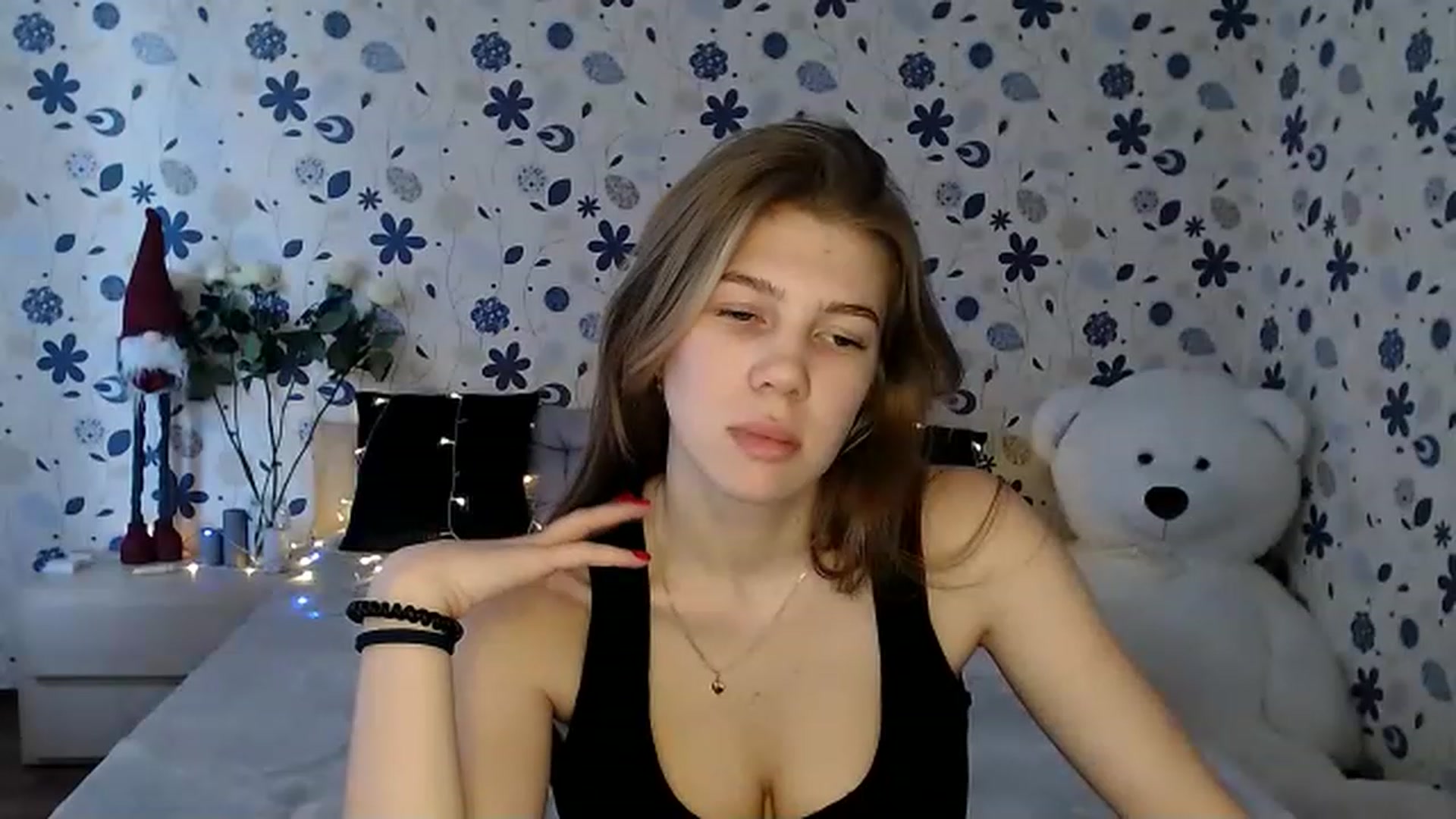 Gallery image thumbnail from Lina_69's myfreecams stream on, 02/12/2023, 14:55 image 5 of 20
