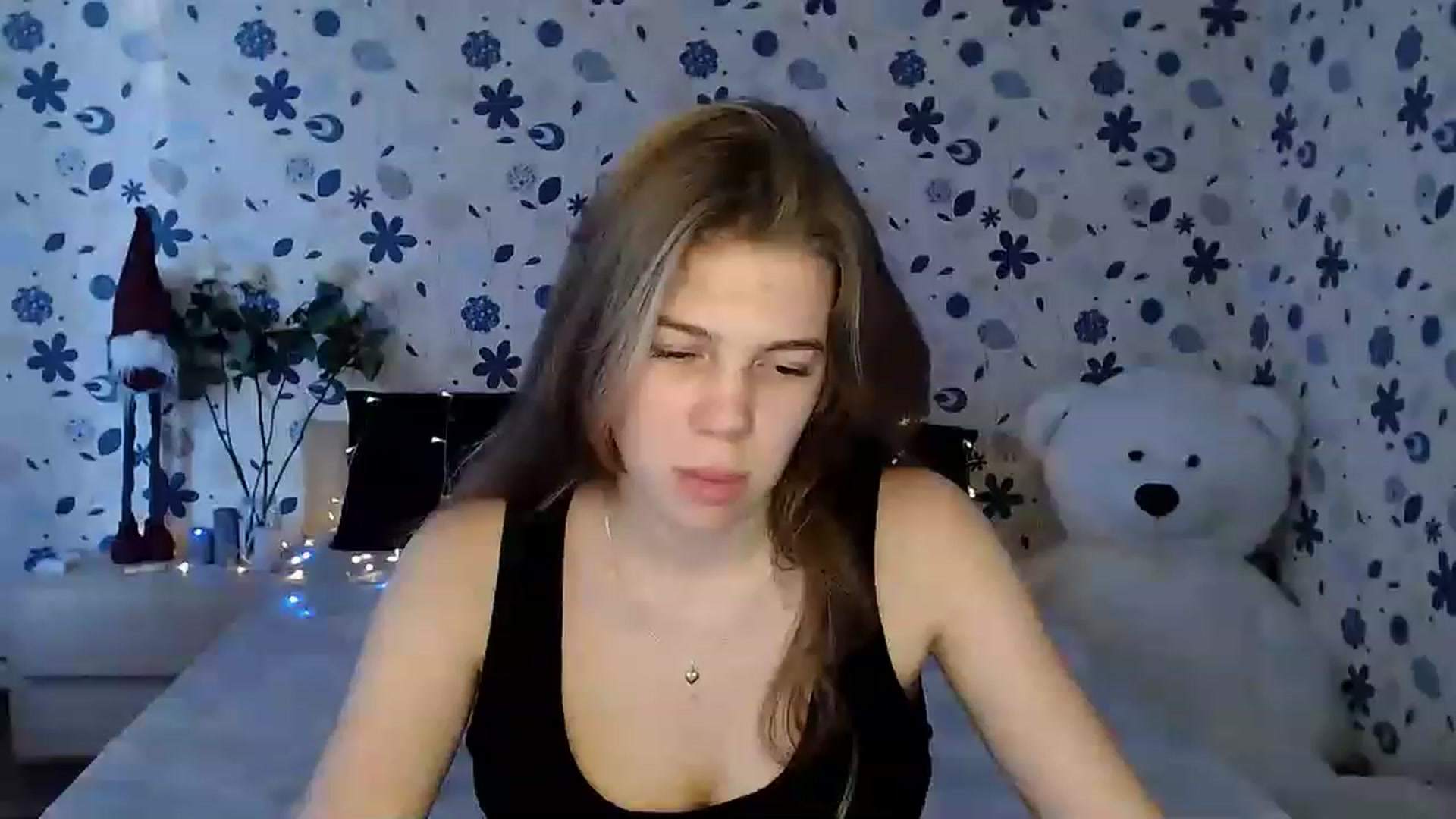 Gallery image thumbnail from Lina_69's myfreecams stream on, 02/12/2023, 14:55 image 15 of 20