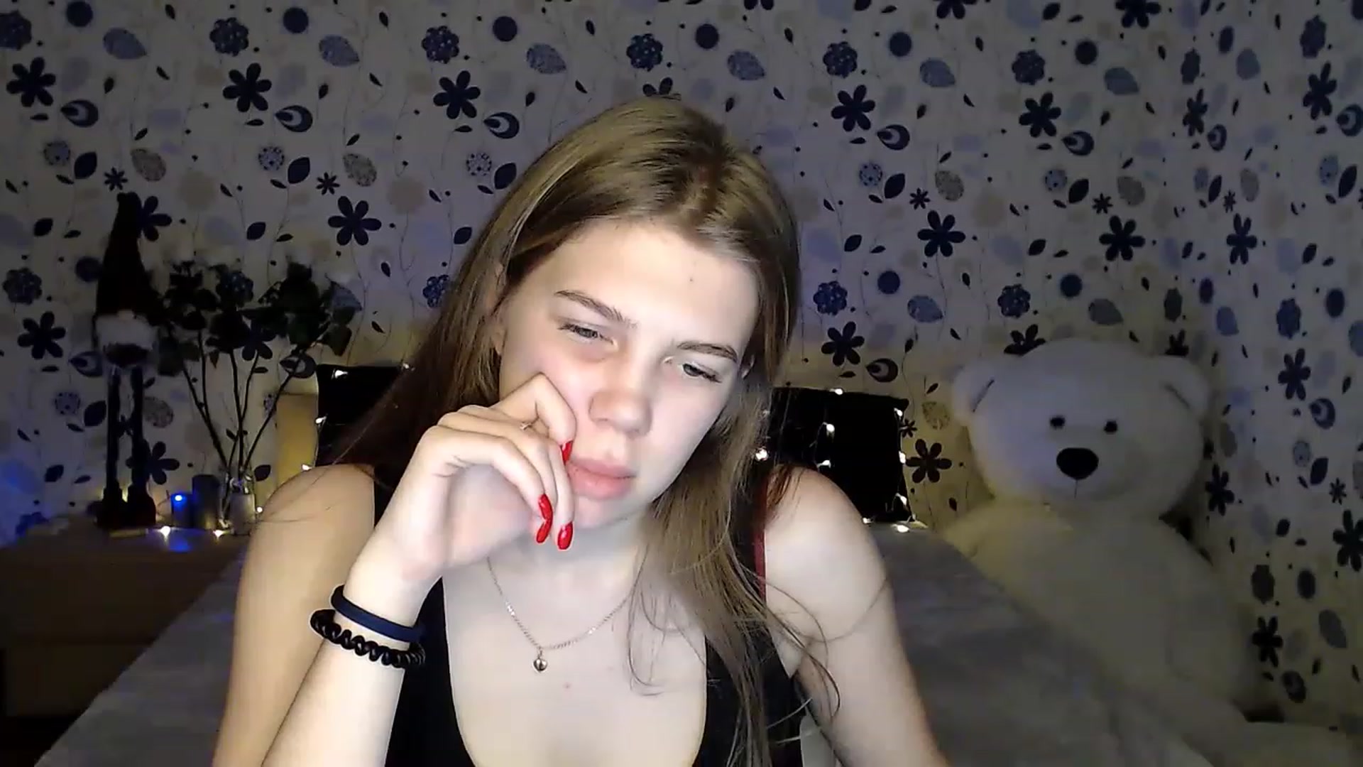 Gallery image thumbnail from Lina_69's myfreecams stream on, 02/12/2023, 17:18 image 19 of 20