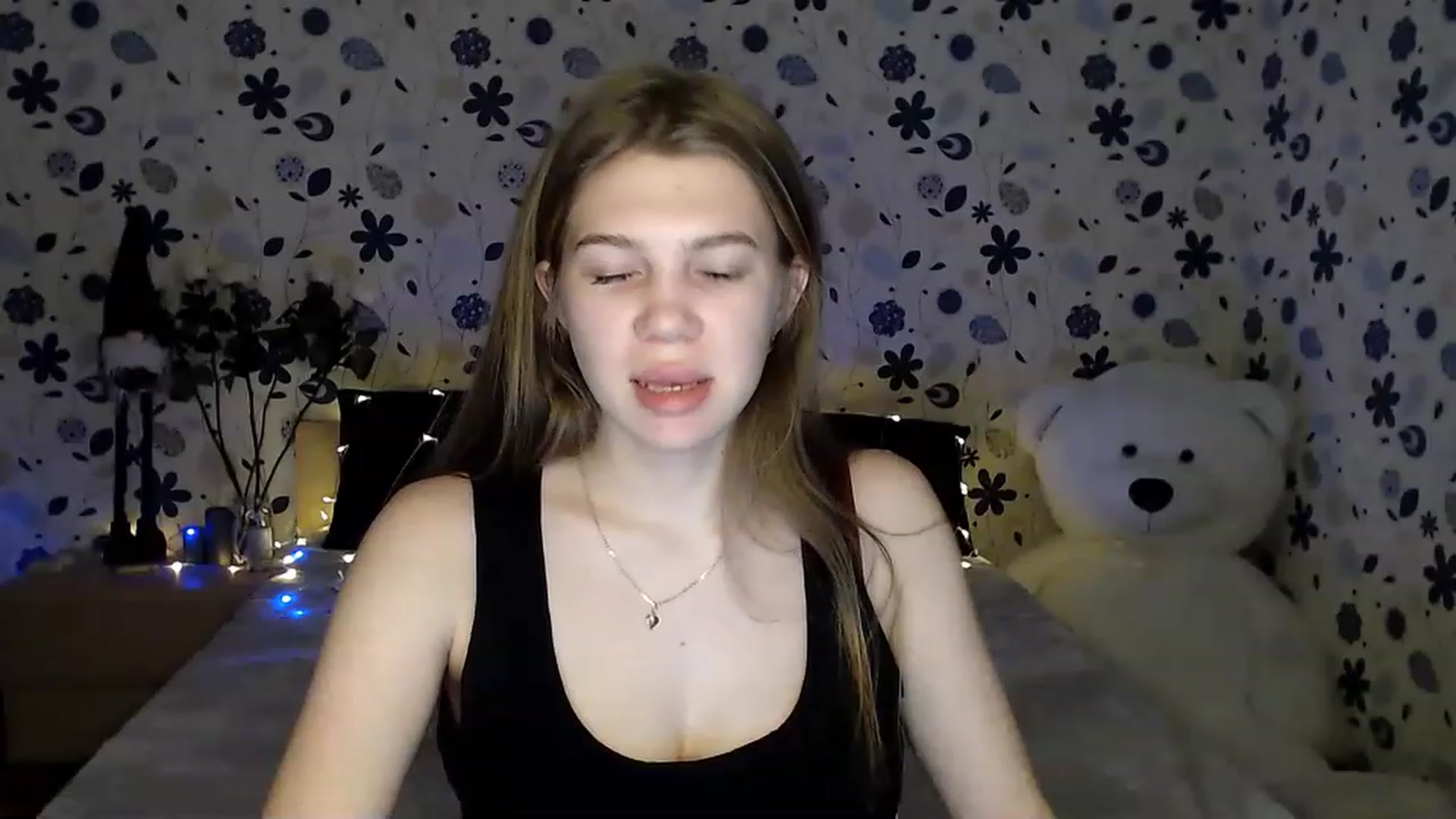 Gallery image thumbnail from Lina_69's myfreecams stream on, 02/12/2023, 17:18 image 15 of 20