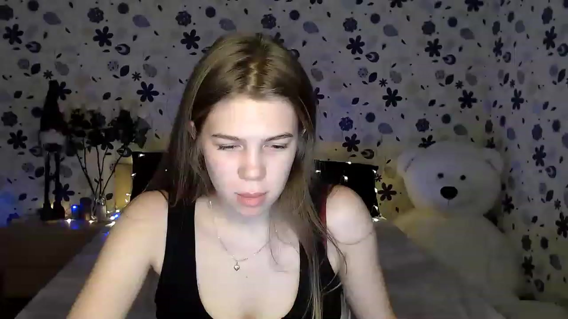 Gallery image thumbnail from Lina_69's myfreecams stream on, 02/12/2023, 17:18 image 18 of 20