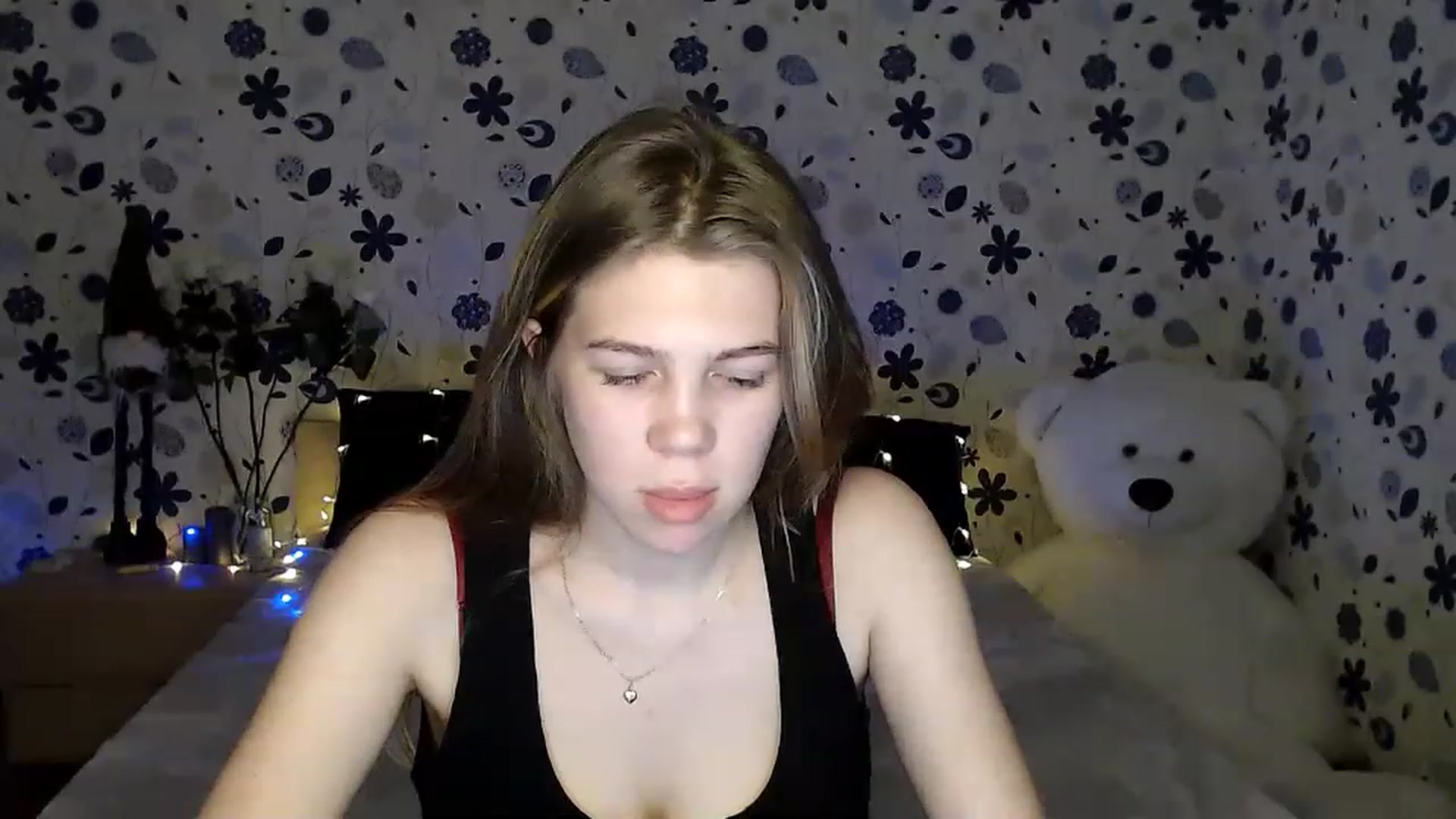 Gallery image thumbnail from Lina_69's myfreecams stream on, 02/12/2023, 17:18 image 4 of 20