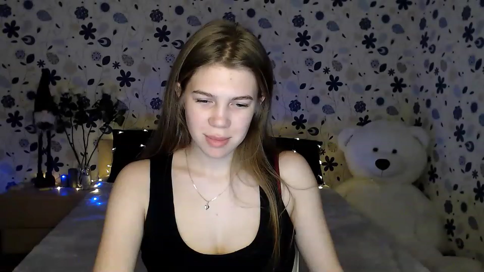 Gallery image thumbnail from Lina_69's myfreecams stream on, 02/12/2023, 17:18 image 14 of 20