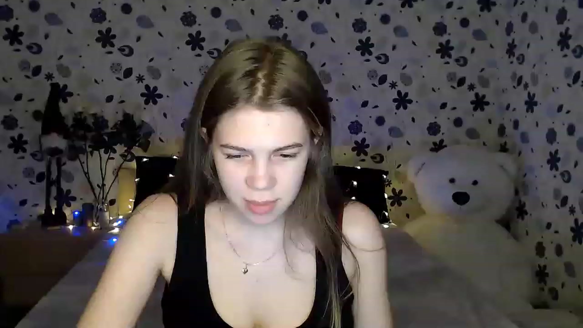 Gallery image thumbnail from Lina_69's myfreecams stream on, 02/12/2023, 17:18 image 17 of 20