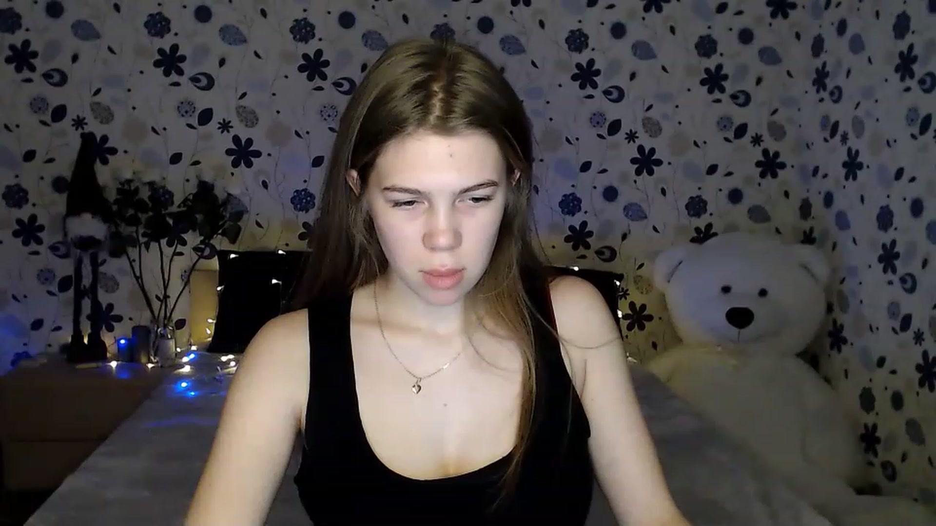Gallery image thumbnail from Lina_69's myfreecams stream on, 02/12/2023, 17:18 image 12 of 20