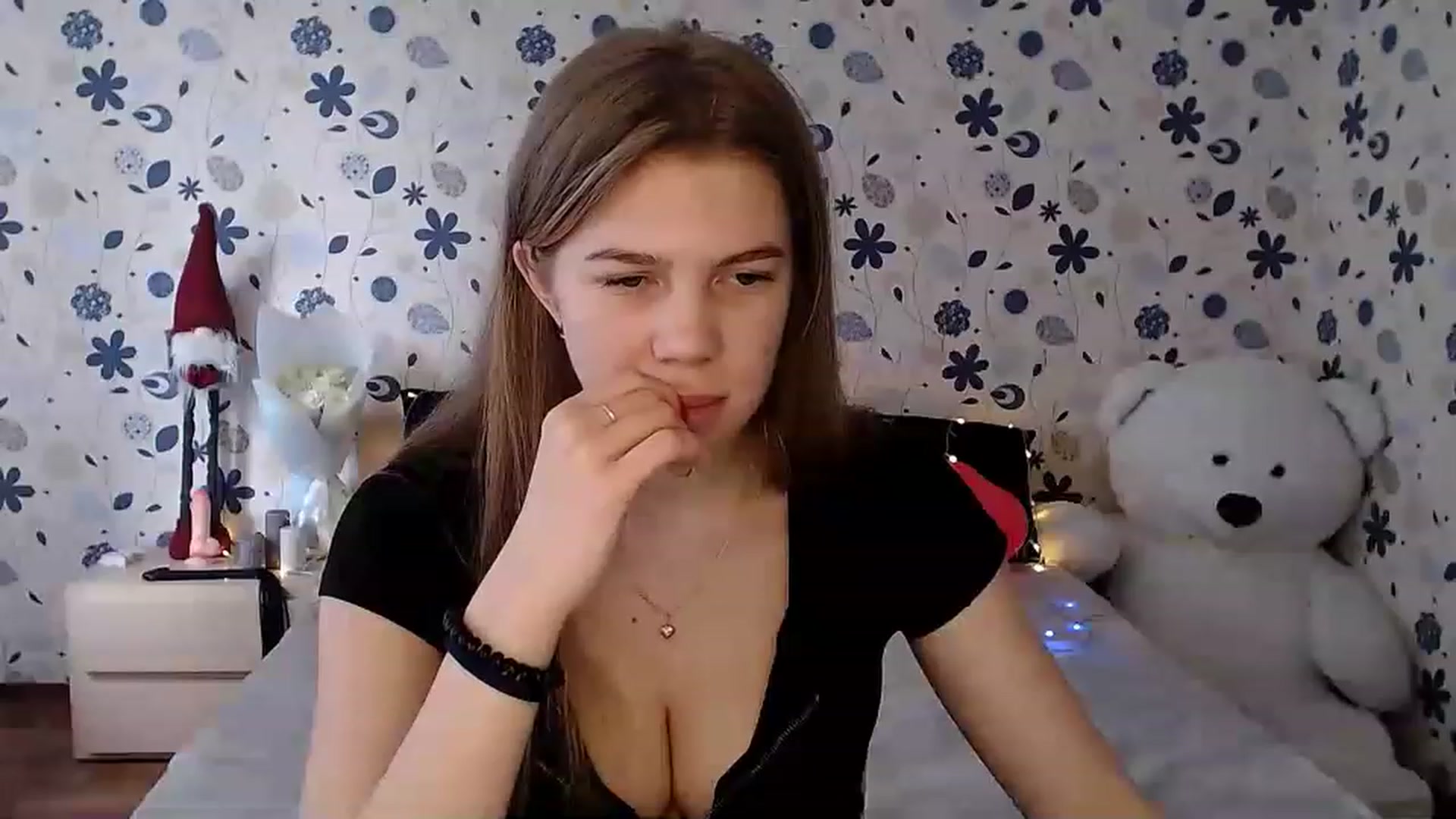 Gallery image thumbnail from Lina_69's myfreecams stream on, 02/16/2023, 10:20 image 18 of 20