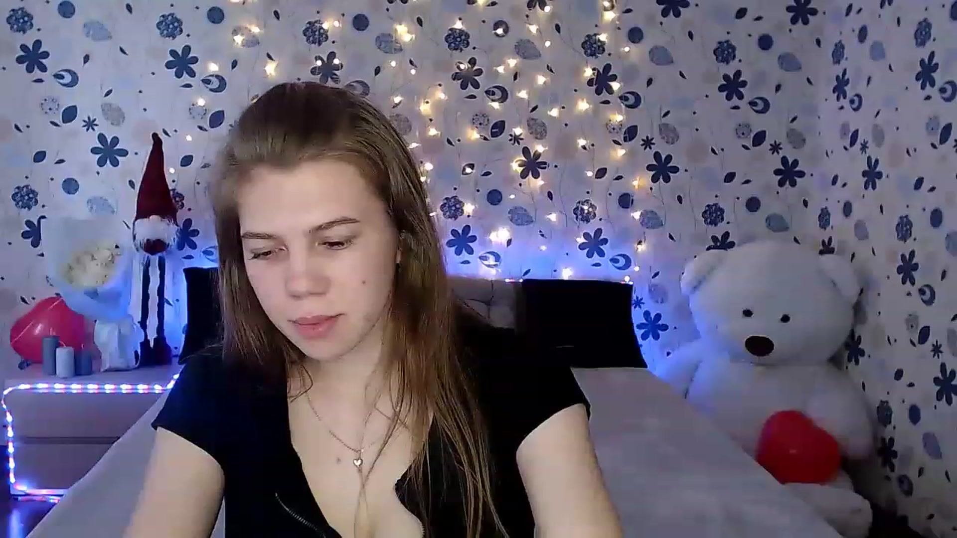 Gallery image thumbnail from Lina_69's myfreecams stream on, 02/19/2023, 12:30 image 9 of 20