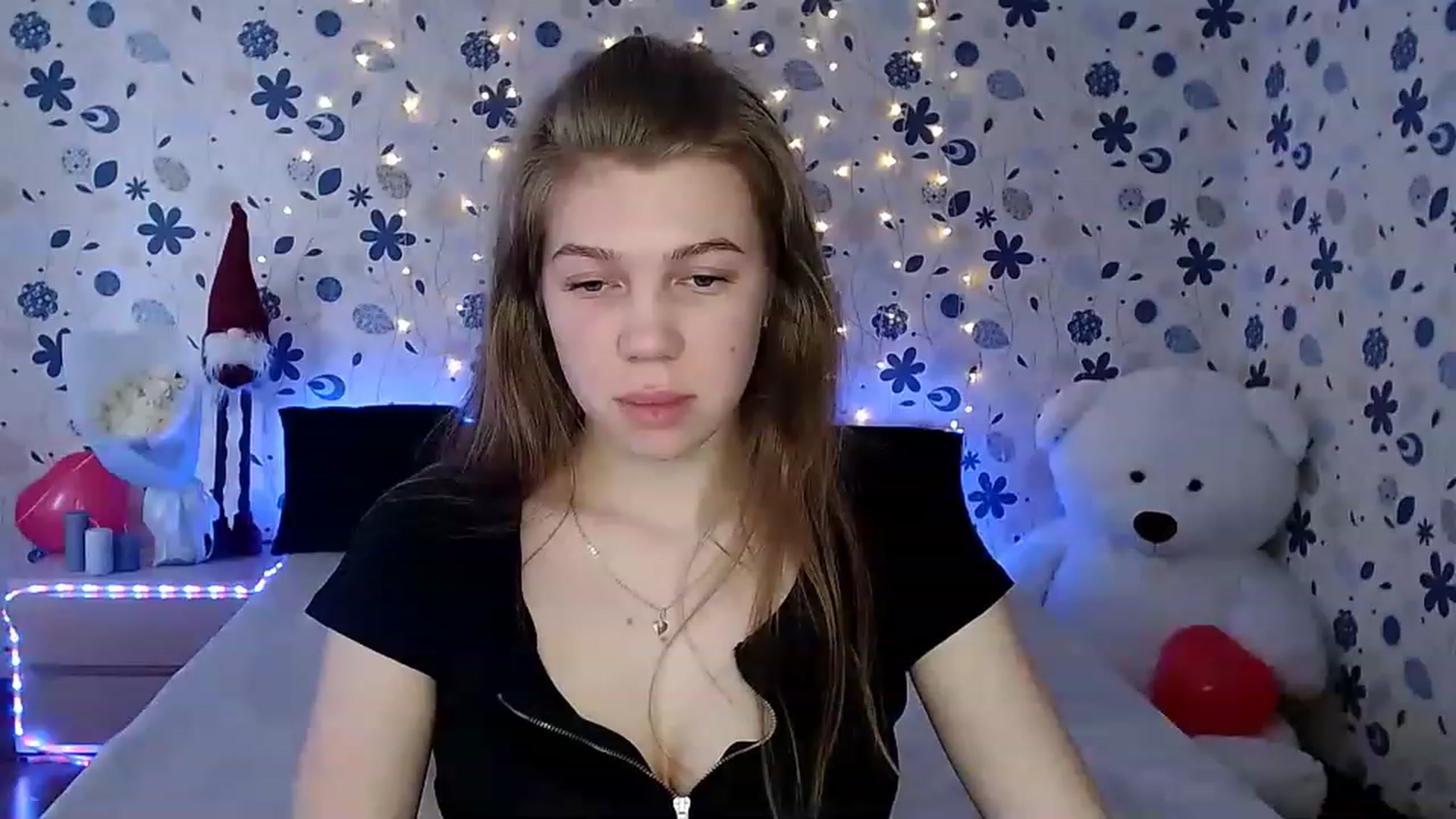 Gallery image thumbnail from Lina_69's myfreecams stream on, 02/19/2023, 12:30 image 7 of 20