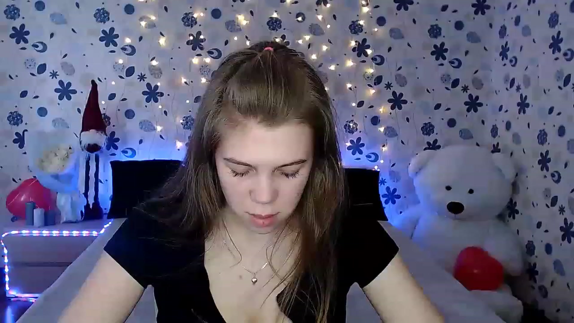 Gallery image thumbnail from Lina_69's myfreecams stream on, 02/19/2023, 12:30 image 13 of 20