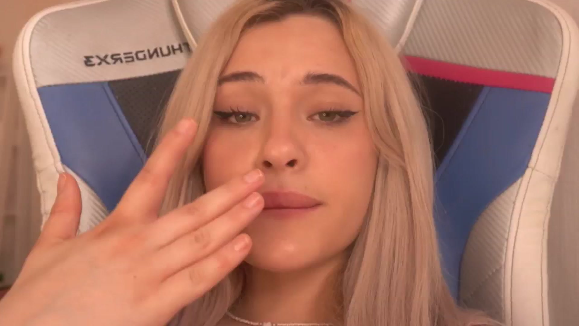 Gallery image thumbnail from Lina_Jay's myfreecams stream on, 04/29/2024, 07:44 image 13 of 20