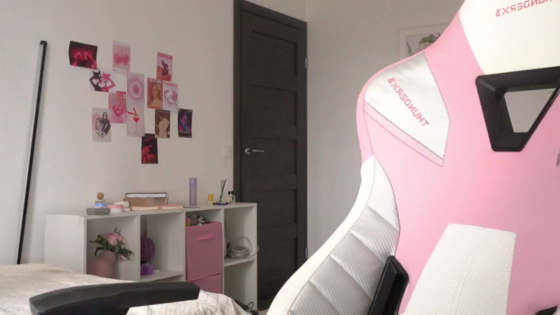 Gallery image thumbnail from Lina_Jay's myfreecams stream on, 05/29/2024, 09:23 image 8 of 20