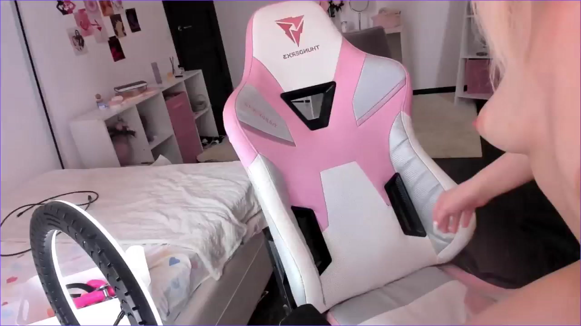 Gallery image thumbnail from Lina_Jay's myfreecams stream on, 06/06/2024, 10:52 image 1 of 20