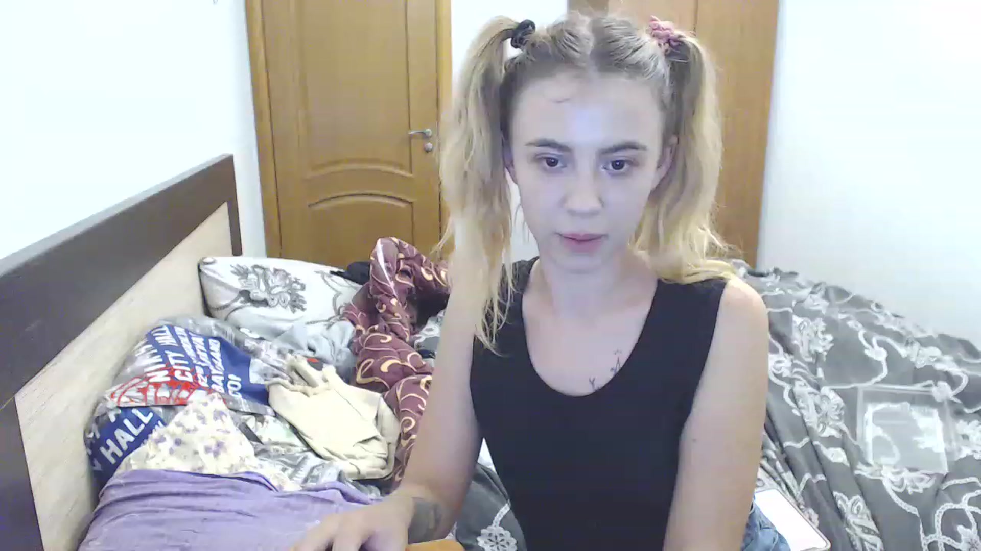 Gallery image thumbnail from Lina_hotty's myfreecams stream on, 11/26/2022, 16:00 image 19 of 20