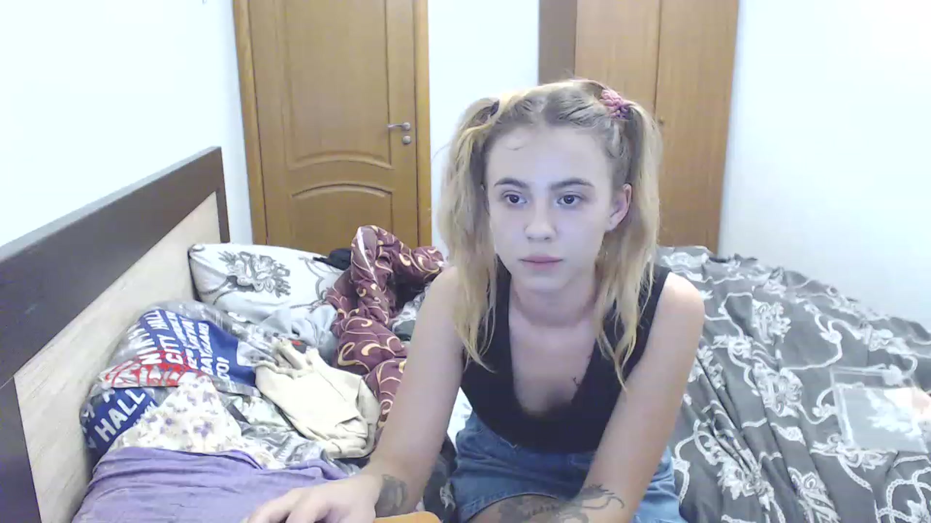 Gallery image thumbnail from Lina_hotty's myfreecams stream on, 11/26/2022, 16:00 image 15 of 20