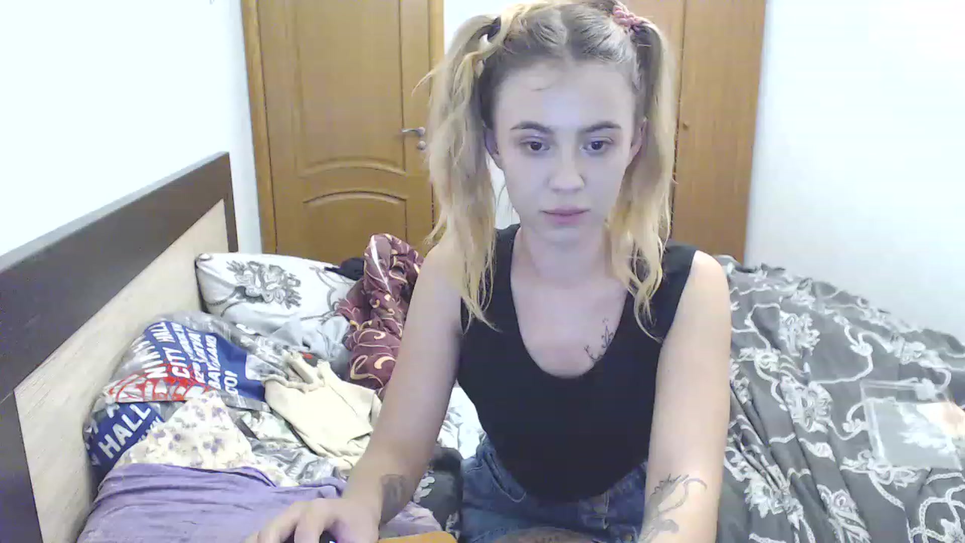 Gallery image thumbnail from Lina_hotty's myfreecams stream on, 11/26/2022, 16:00 image 12 of 20