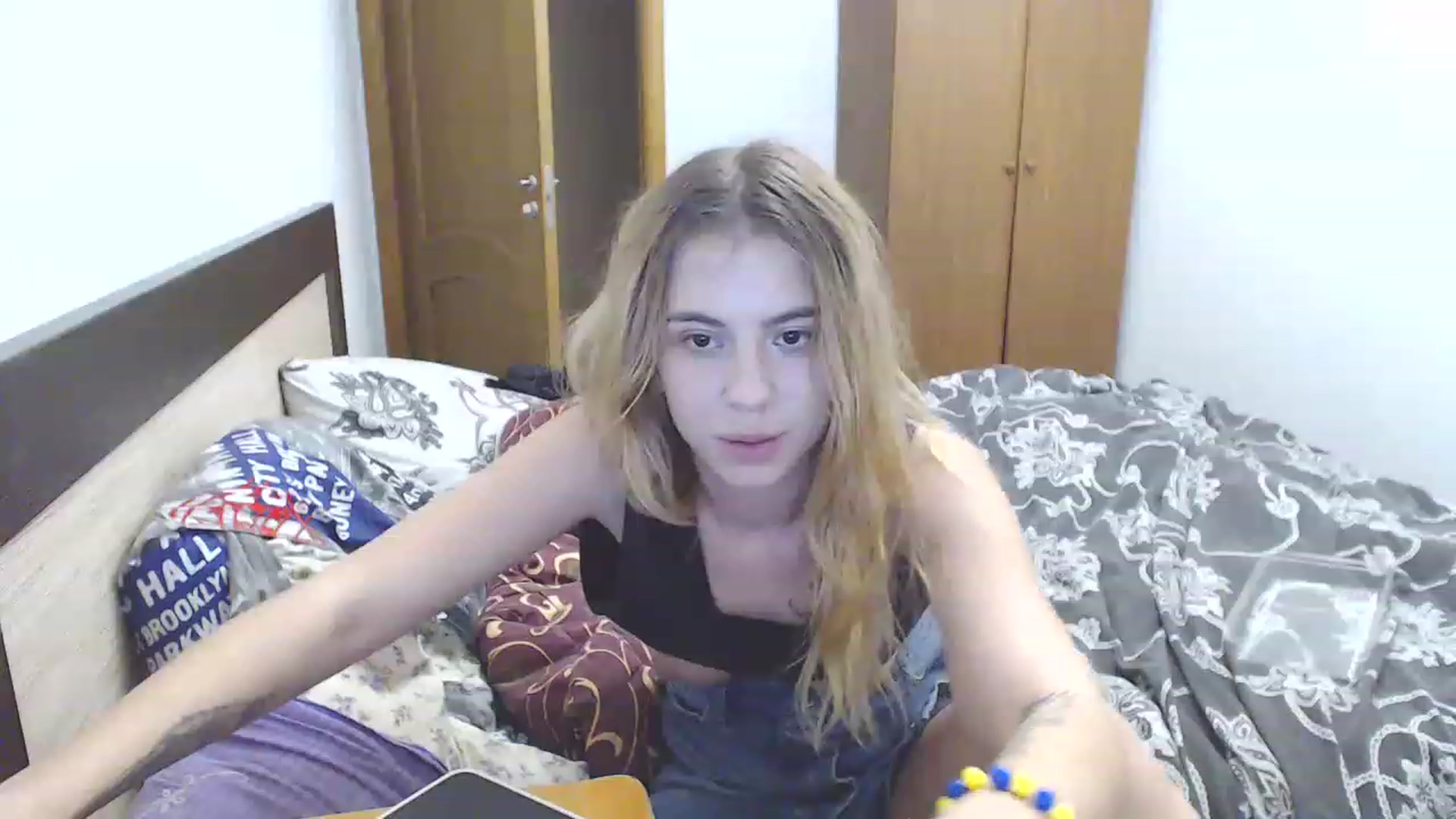 Gallery image thumbnail from Lina_hotty's myfreecams stream on, 11/26/2022, 18:12 image 13 of 20