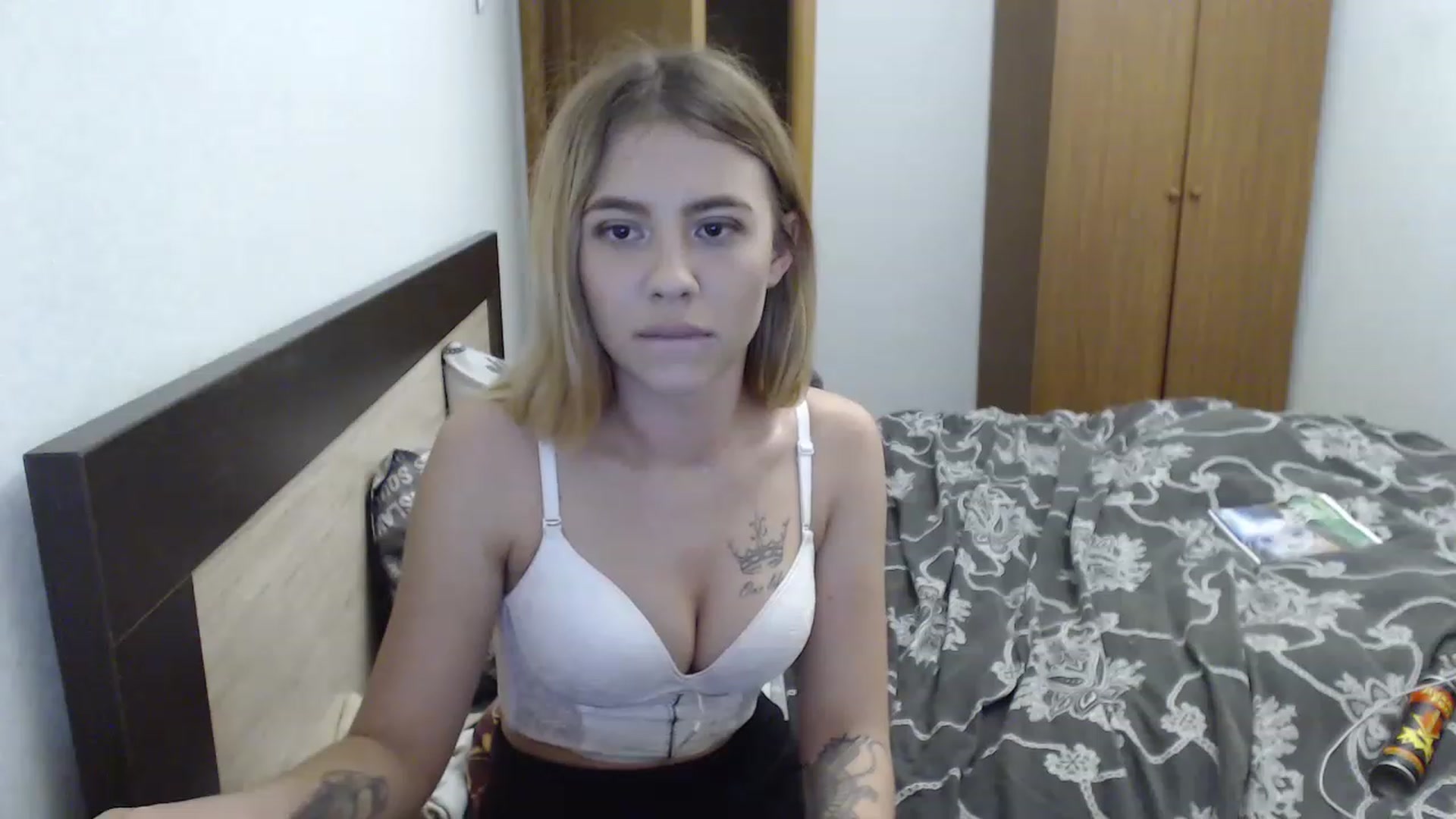 Gallery image thumbnail from Lina_hotty's myfreecams stream on, 11/27/2022, 18:39 image 3 of 20