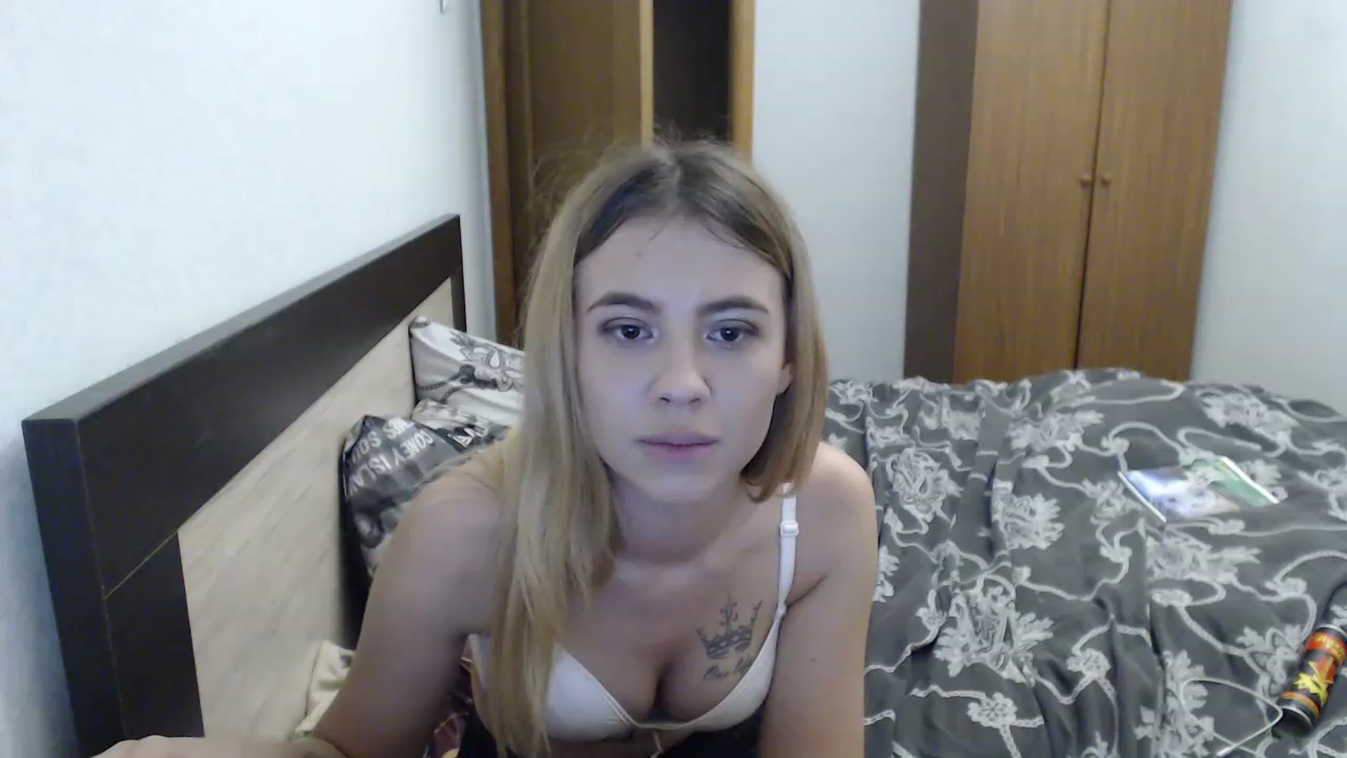 Gallery image thumbnail from Lina_hotty's myfreecams stream on, 11/27/2022, 18:39 image 16 of 20