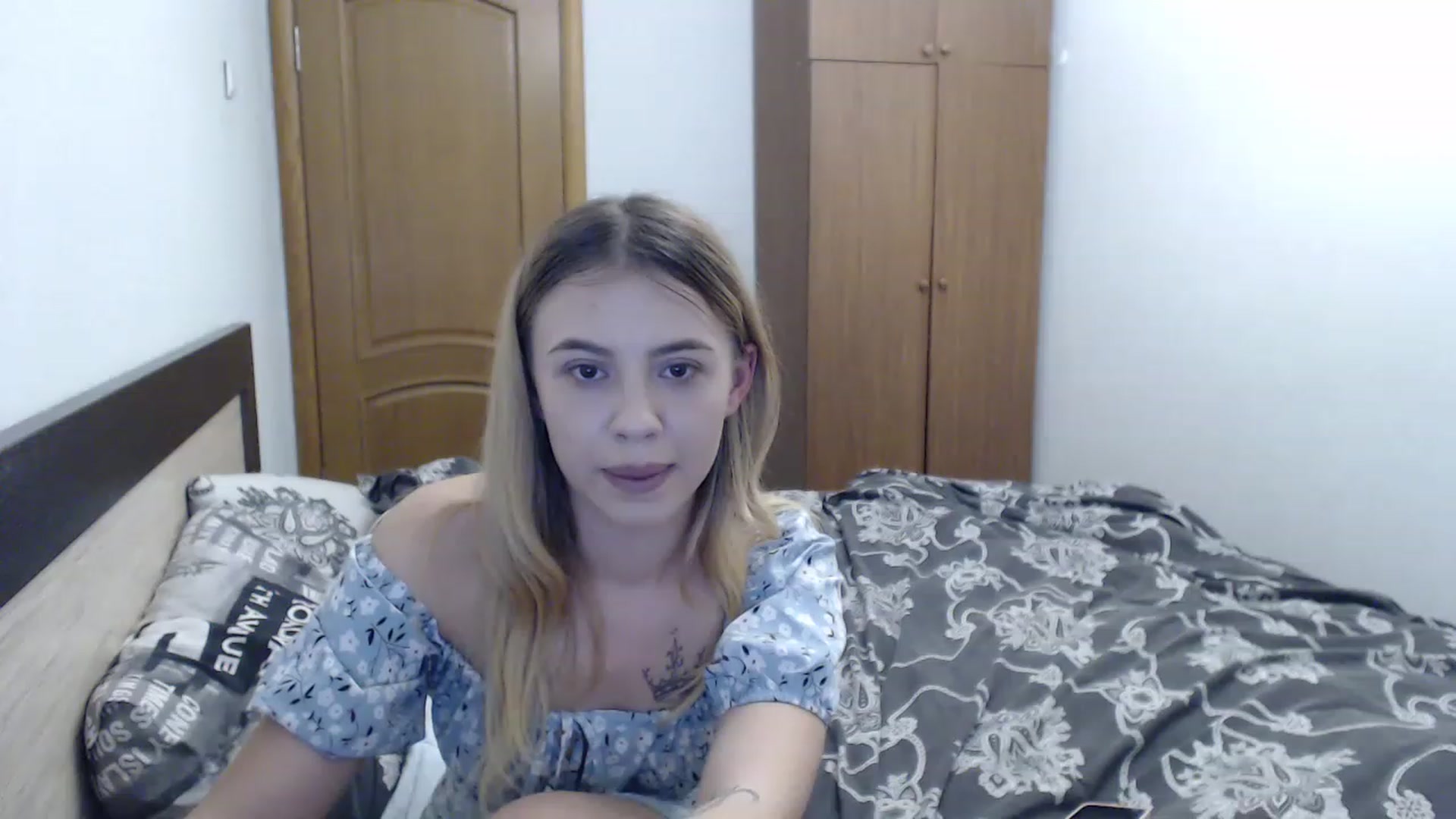 Gallery image thumbnail from Lina_hotty's myfreecams stream on, 11/28/2022, 15:11 image 12 of 20