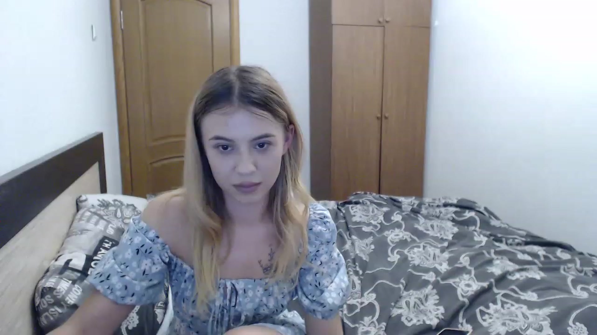 Gallery image thumbnail from Lina_hotty's myfreecams stream on, 11/28/2022, 15:11 image 7 of 20