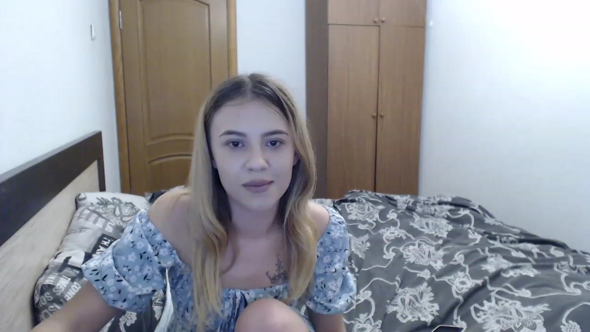 Gallery image thumbnail from Lina_hotty's myfreecams stream on, 11/28/2022, 15:11 image 5 of 20
