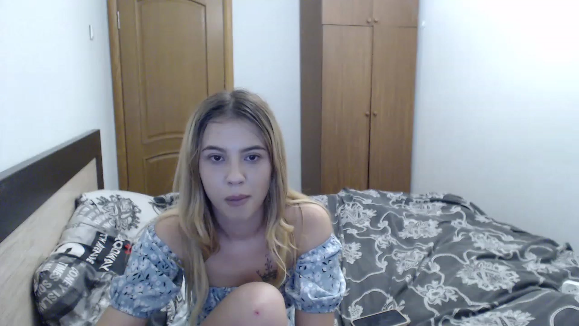 Gallery image thumbnail from Lina_hotty's myfreecams stream on, 11/28/2022, 16:24 image 6 of 20