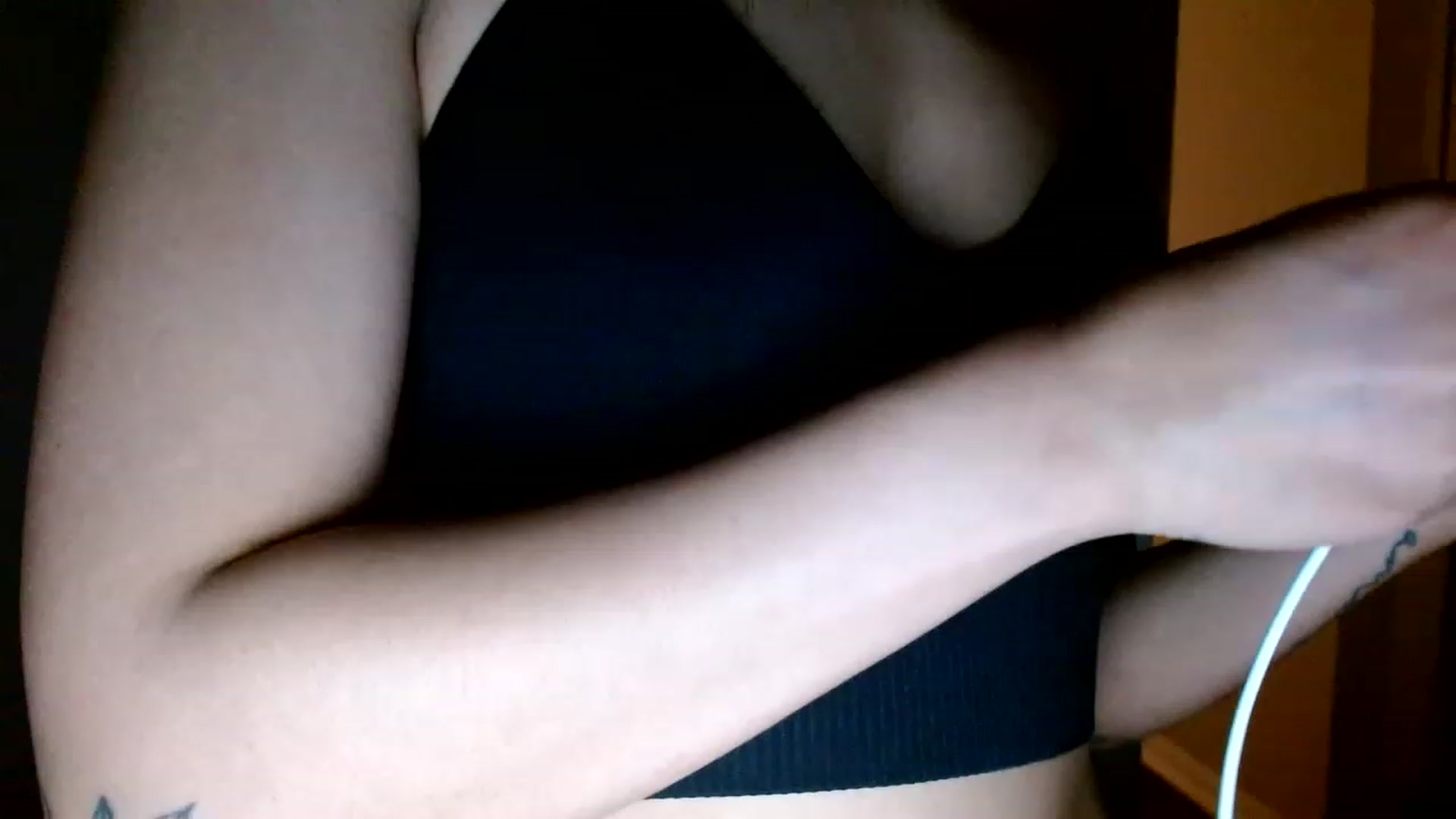 Gallery image thumbnail from Lina_nymph's myfreecams stream on, 04/28/2023, 11:37 image 11 of 20