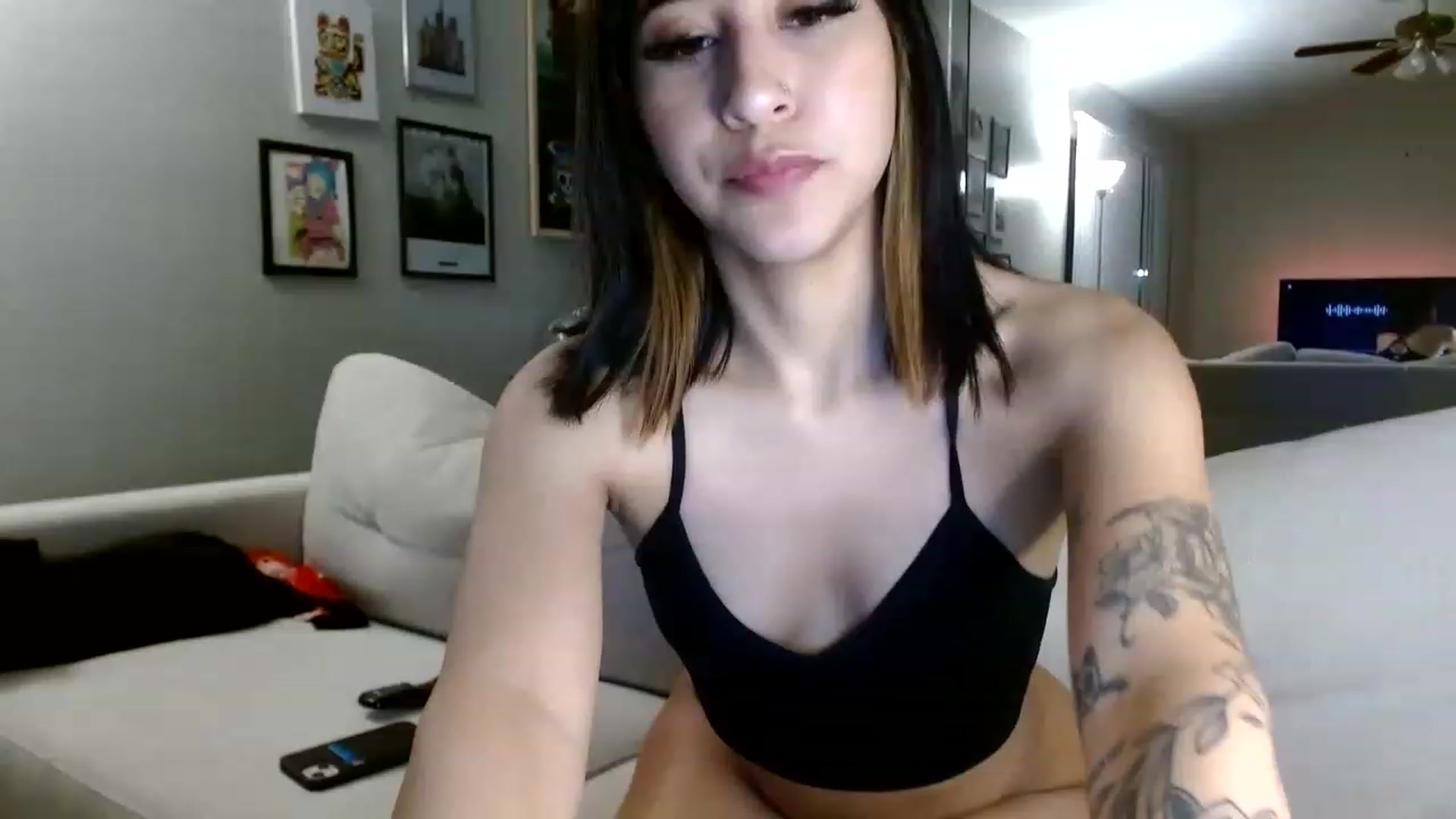 Gallery image thumbnail from Lina_nymph's myfreecams stream on, 05/02/2023, 09:33 image 5 of 20