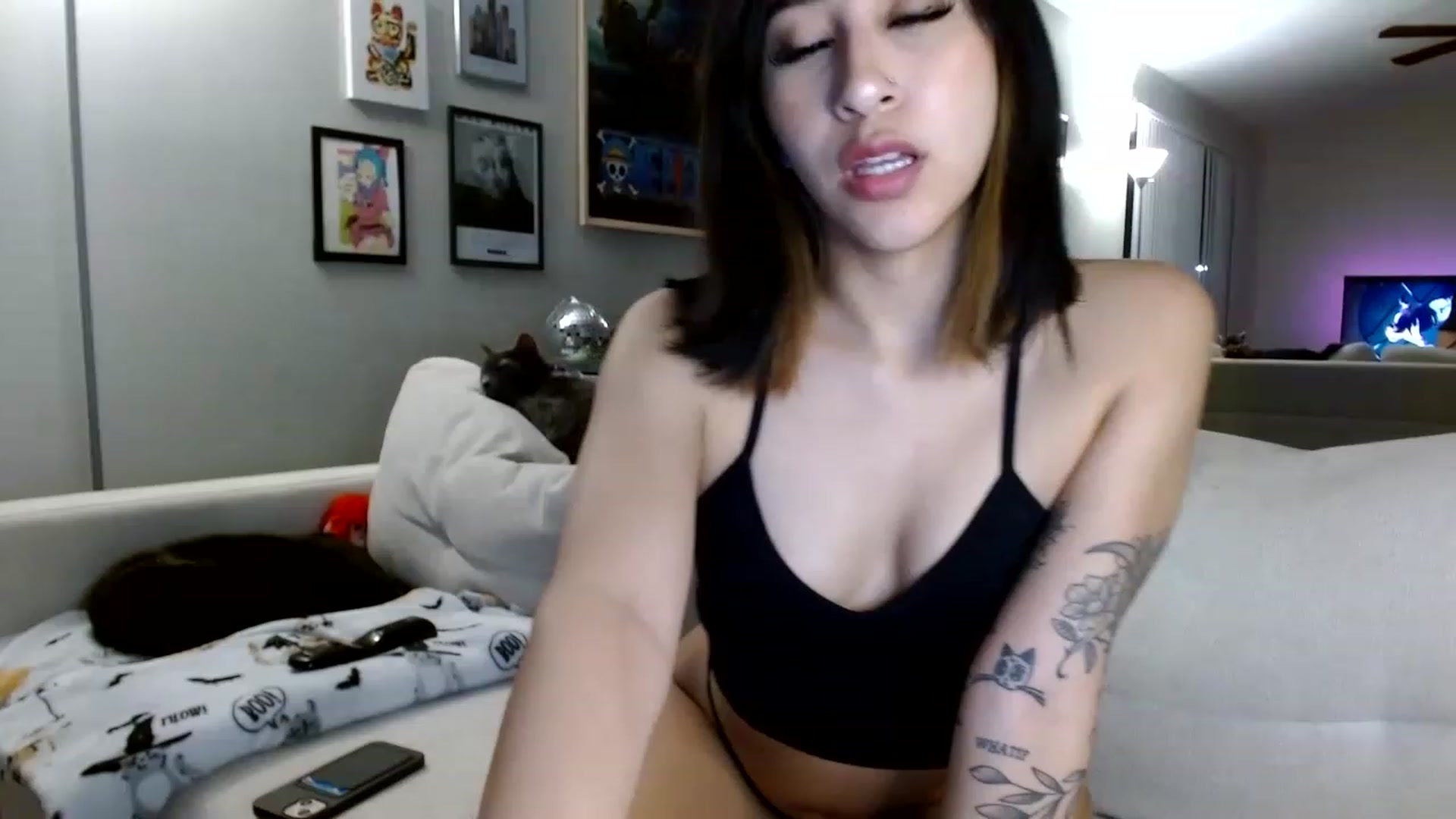 Gallery image thumbnail from Lina_nymph's myfreecams stream on, 05/06/2023, 10:38 image 1 of 20
