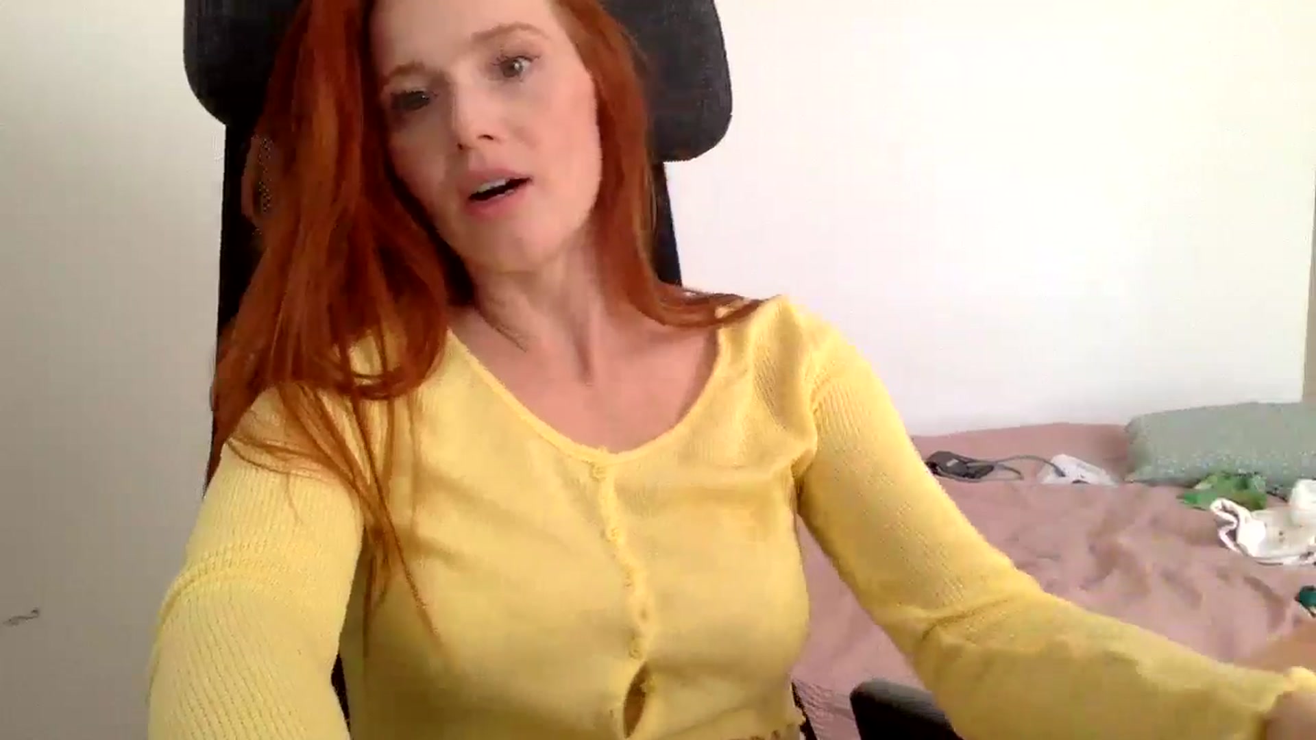 Gallery image thumbnail from Linaah6's myfreecams stream on, 09/20/2024, 12:17 image 15 of 20