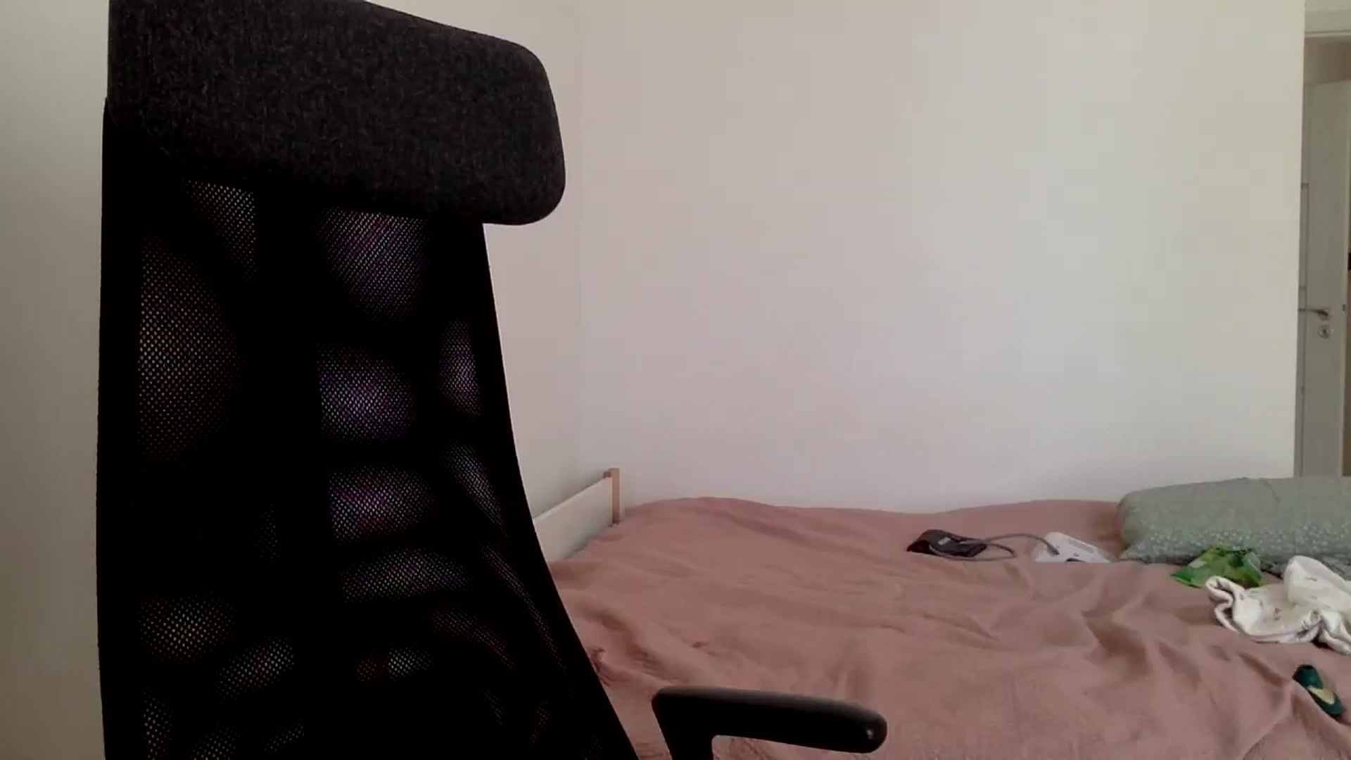 Gallery image thumbnail from Linaah6's myfreecams stream on, 09/20/2024, 12:17 image 7 of 20
