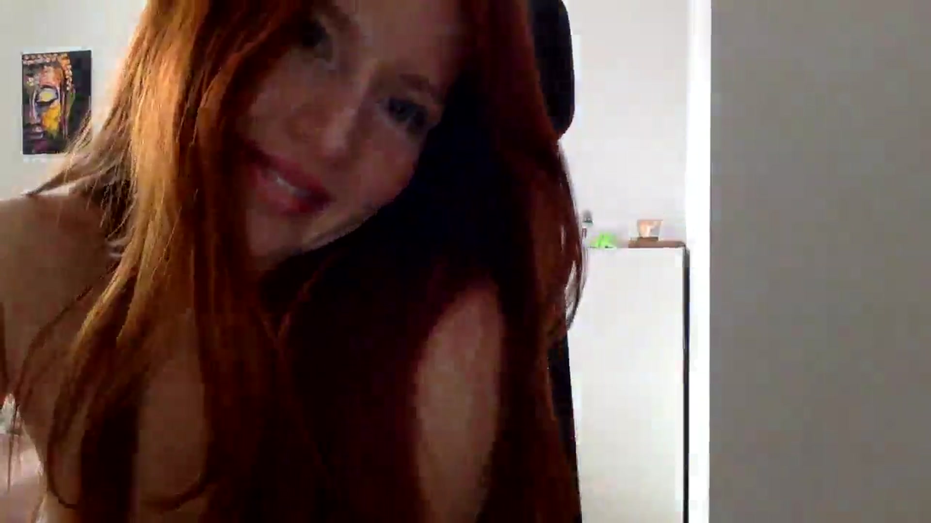Gallery image thumbnail from Linaah6's myfreecams stream on, 10/15/2024, 11:38 image 10 of 20