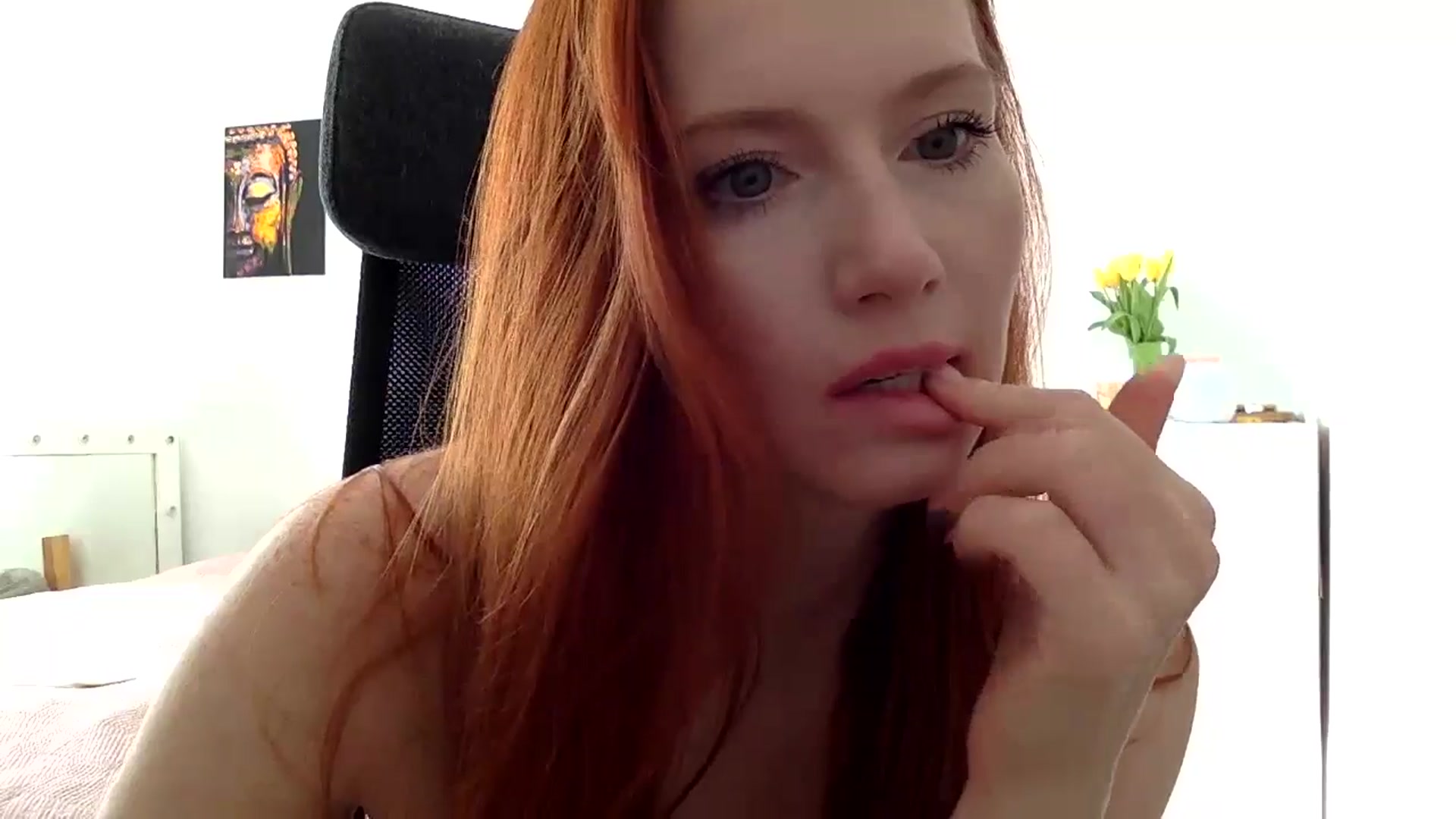 Gallery image thumbnail from Linaah6's myfreecams stream on, 10/22/2024, 10:09 image 4 of 20