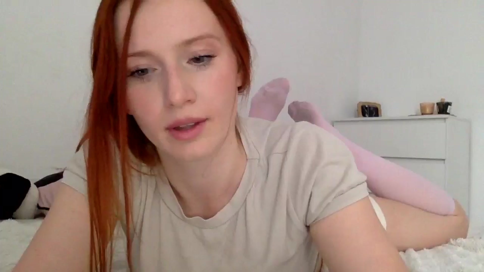 Gallery image thumbnail from Linaah6's myfreecams stream on, 10/24/2024, 12:21 image 8 of 20