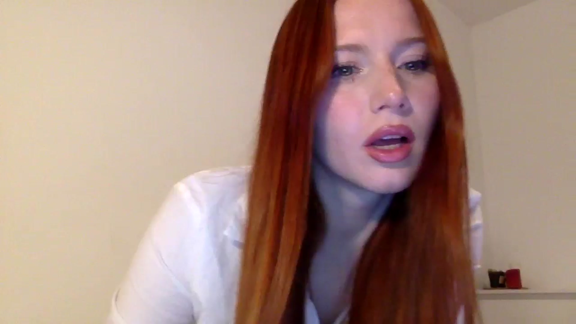 Gallery image thumbnail from Linaah6's myfreecams stream on, 11/05/2024, 18:22 image 1 of 20