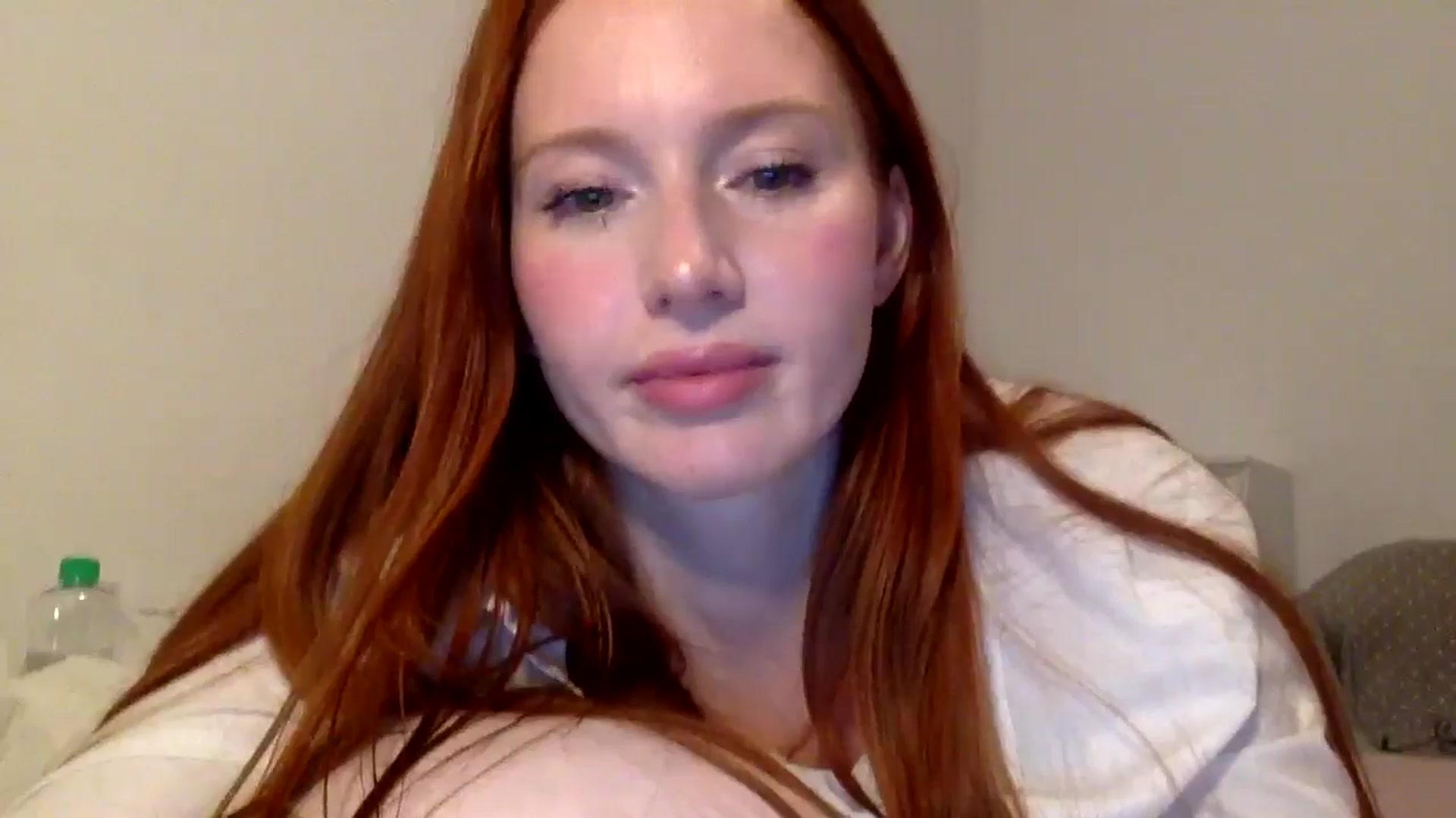 Gallery image thumbnail from Linaah6's myfreecams stream on, 11/05/2024, 19:25 image 19 of 20