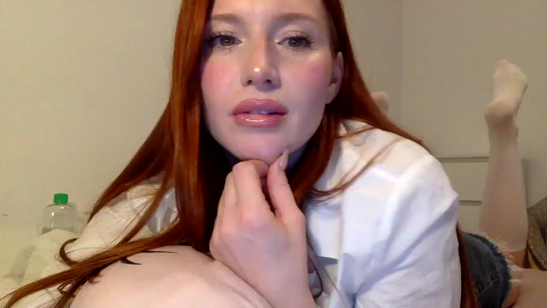 Gallery image thumbnail from Linaah6's myfreecams stream on, 11/05/2024, 19:25 image 8 of 20