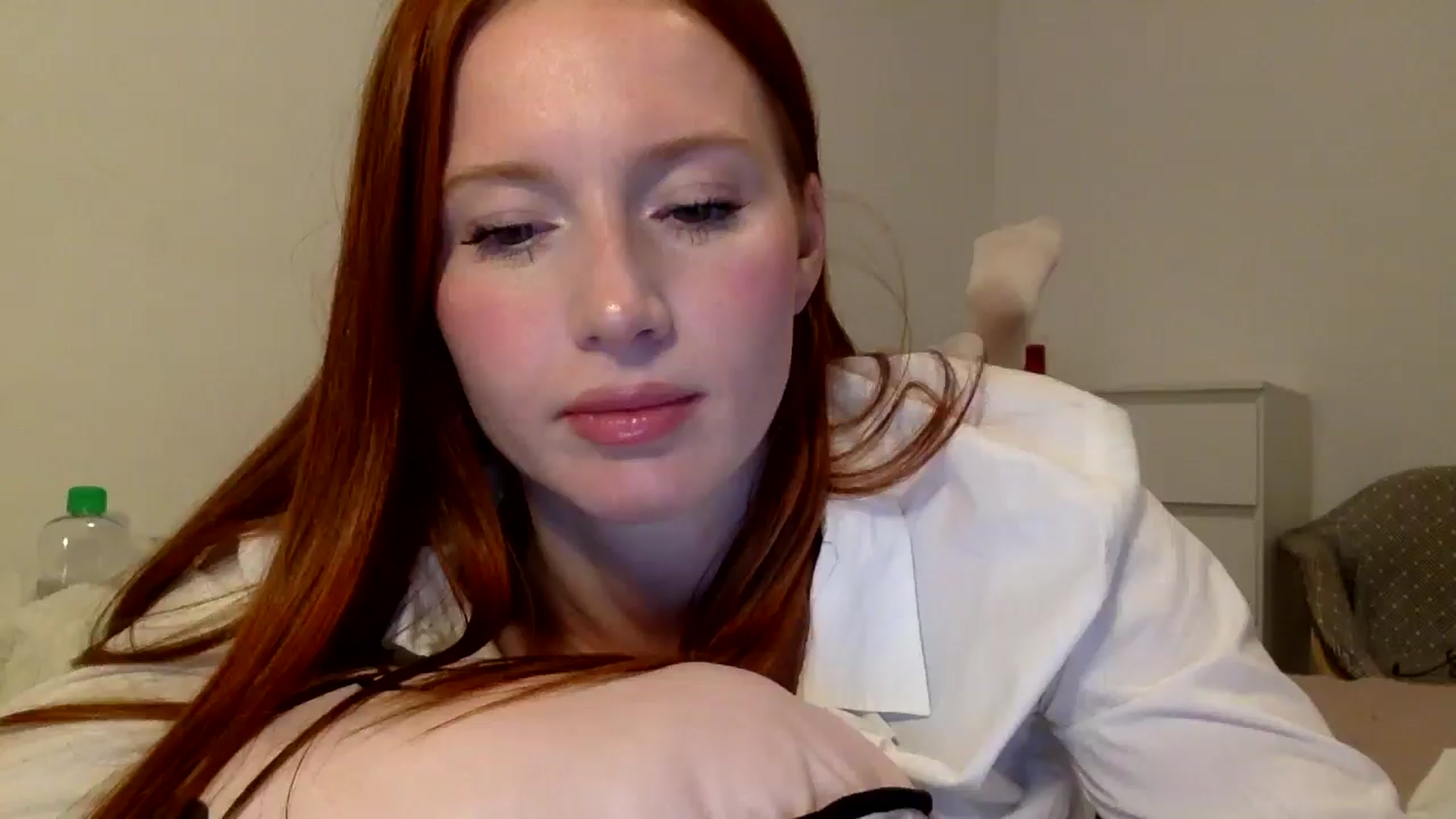 Gallery image thumbnail from Linaah6's myfreecams stream on, 11/05/2024, 19:25 image 2 of 20