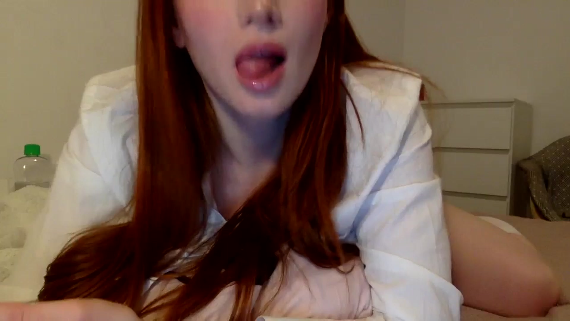 Gallery image thumbnail from Linaah6's myfreecams stream on, 11/05/2024, 19:40 image 14 of 20