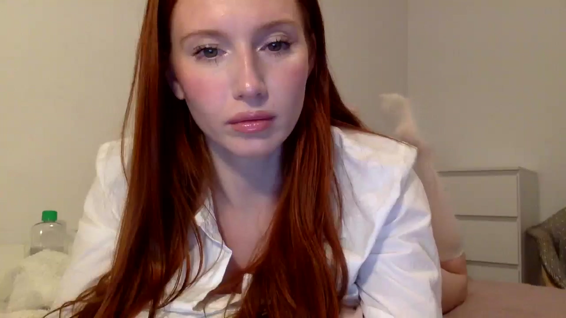 Gallery image thumbnail from Linaah6's myfreecams stream on, 11/05/2024, 19:40 image 15 of 20