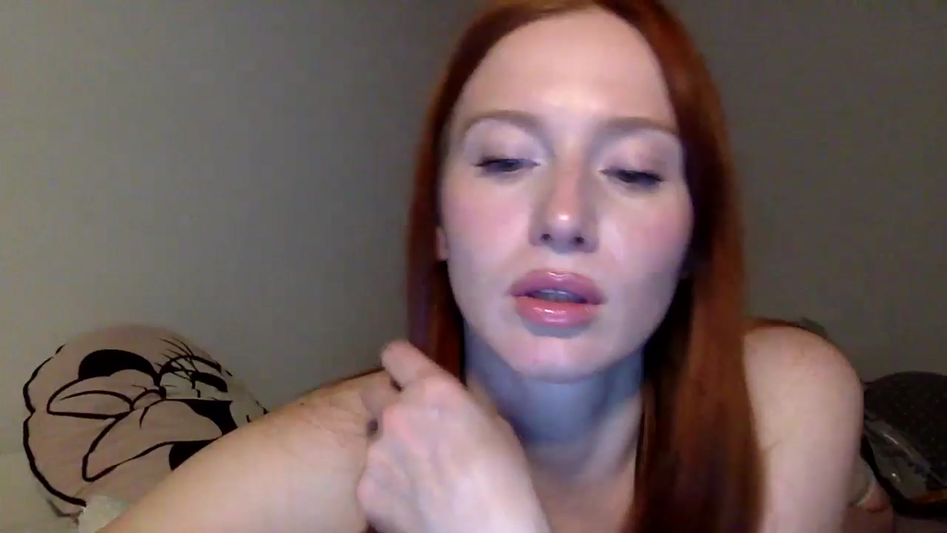 Gallery image thumbnail from Linaah6's myfreecams stream on, 11/05/2024, 22:46 image 2 of 20