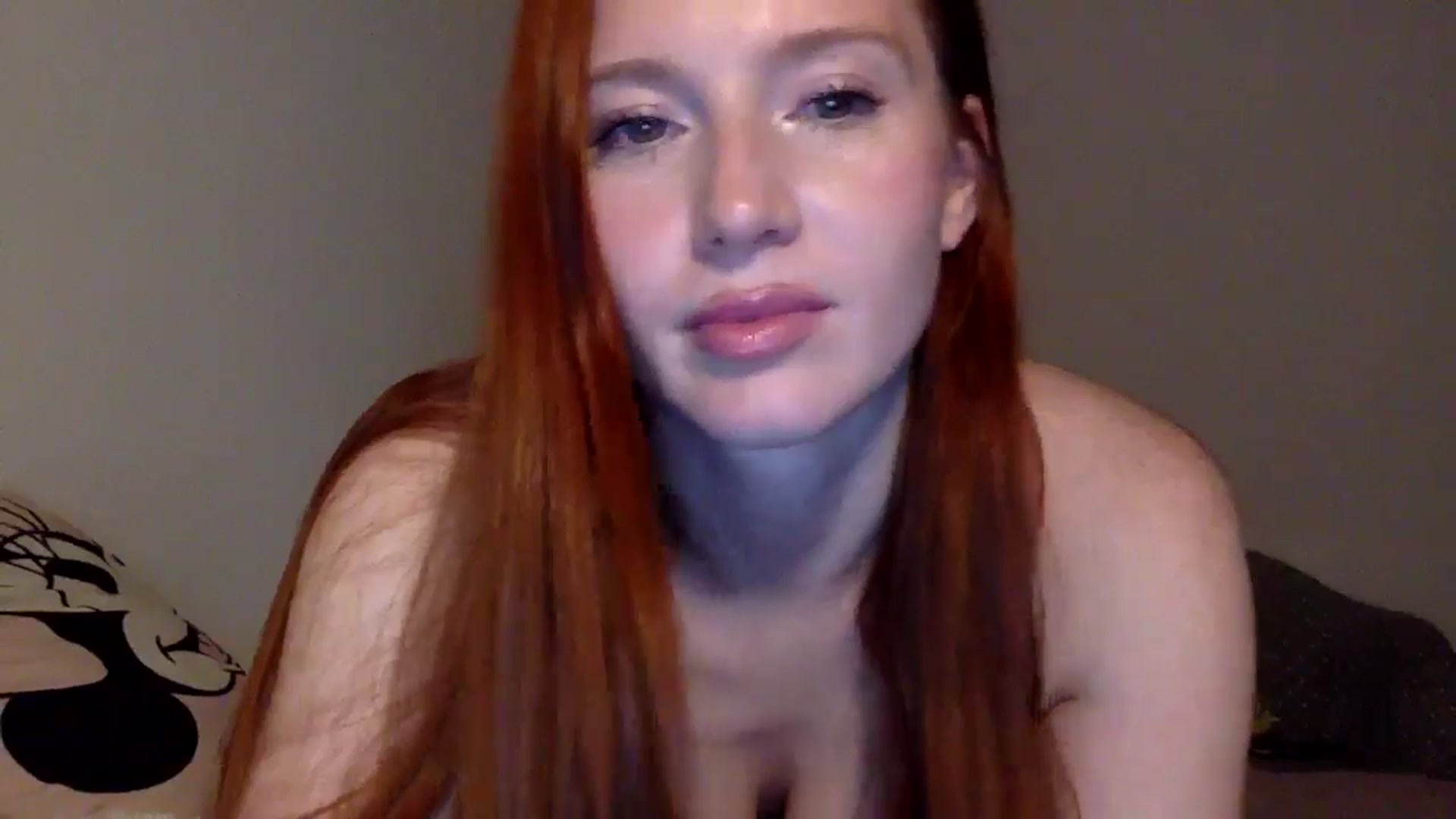Gallery image thumbnail from Linaah6's myfreecams stream on, 11/05/2024, 22:46 image 5 of 20