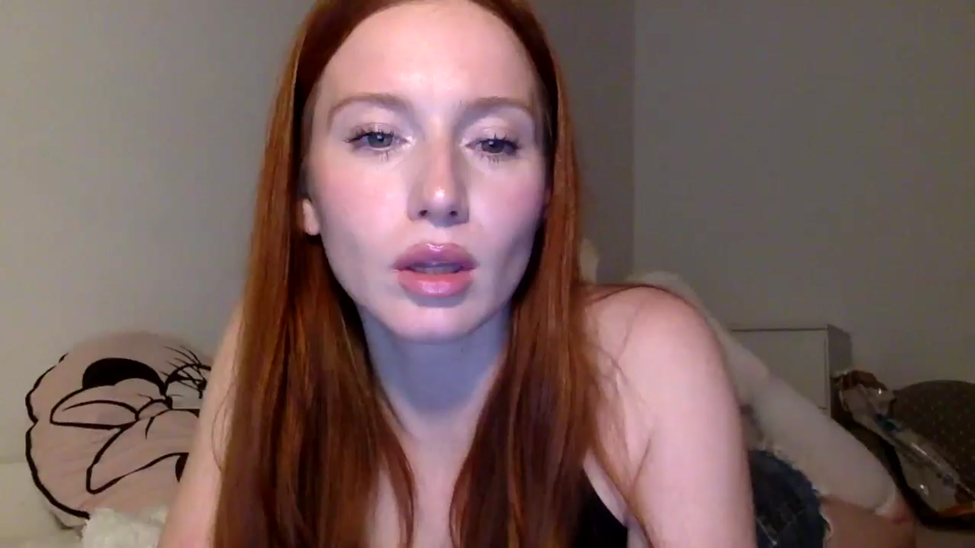 Gallery image thumbnail from Linaah6's myfreecams stream on, 11/05/2024, 22:46 image 1 of 20